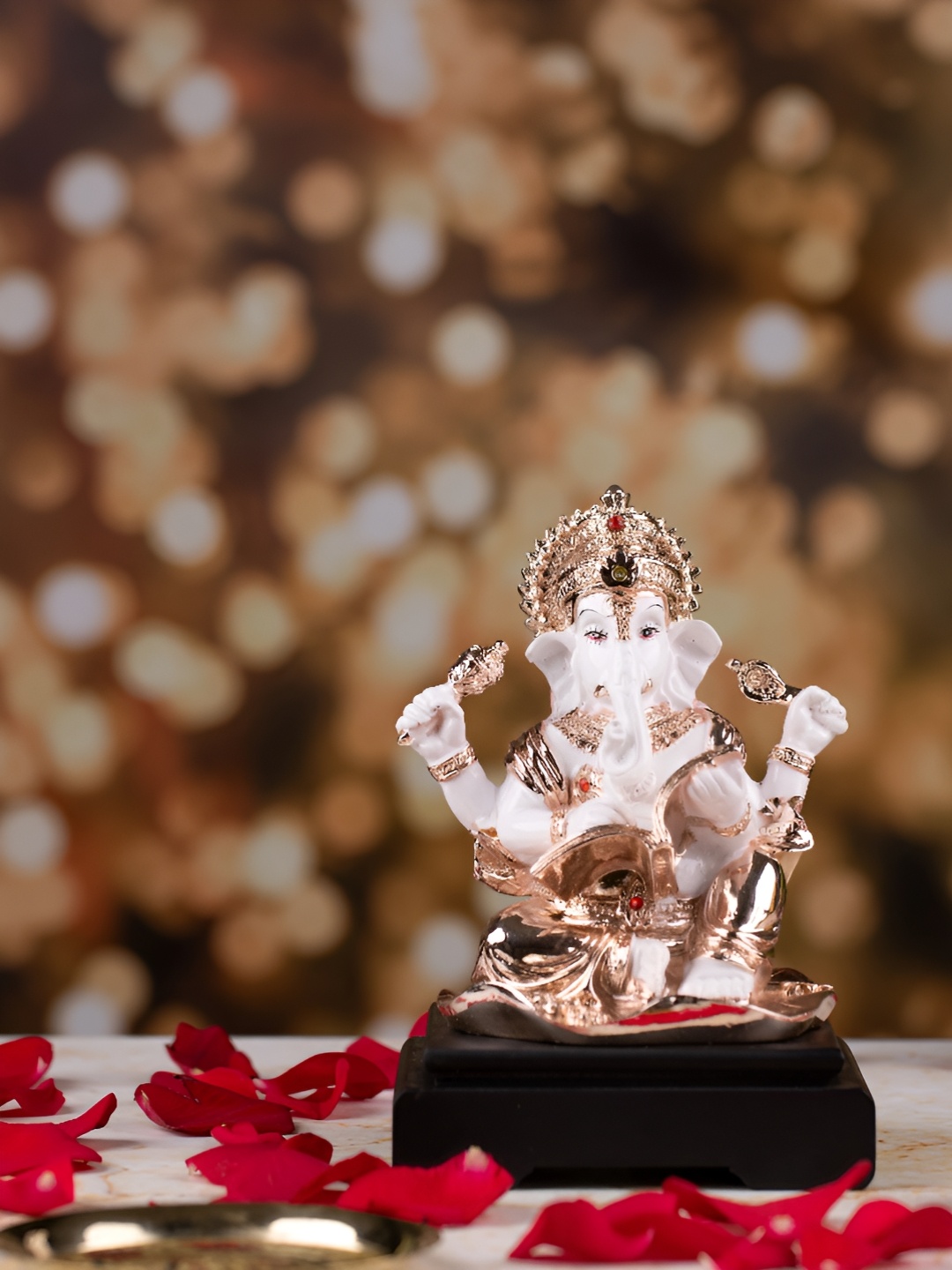 

TYOOHAR Gold-Toned Ganesh Ji Religious Idol Showpiece