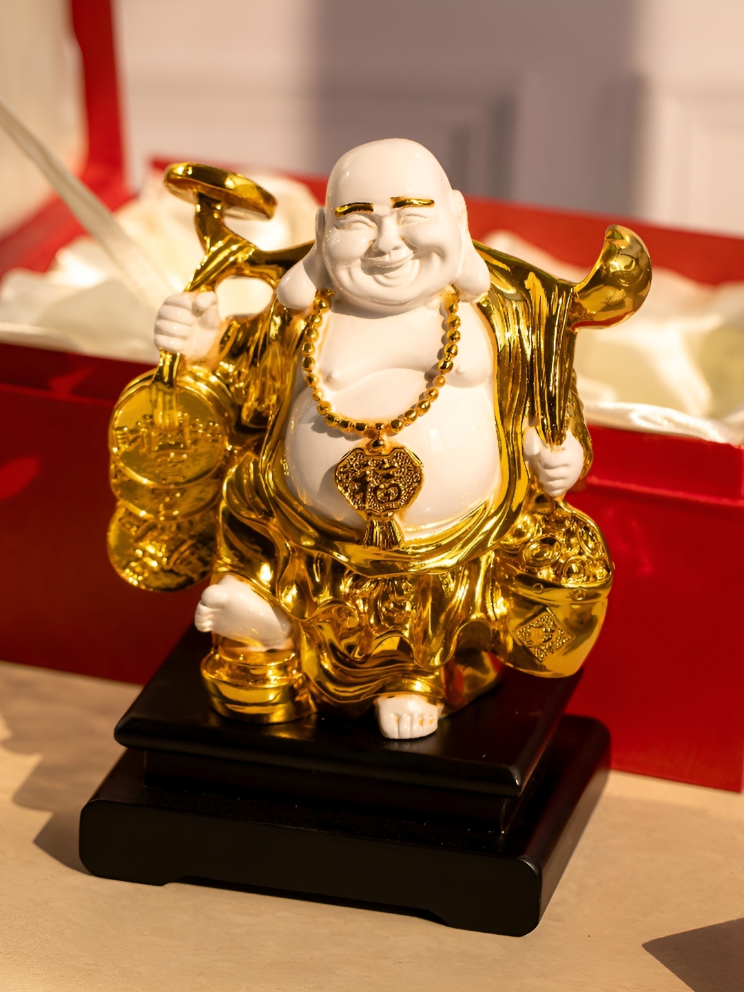 

TYOOHAR Gold-Toned & White Buddha Religious Idol Showpiece