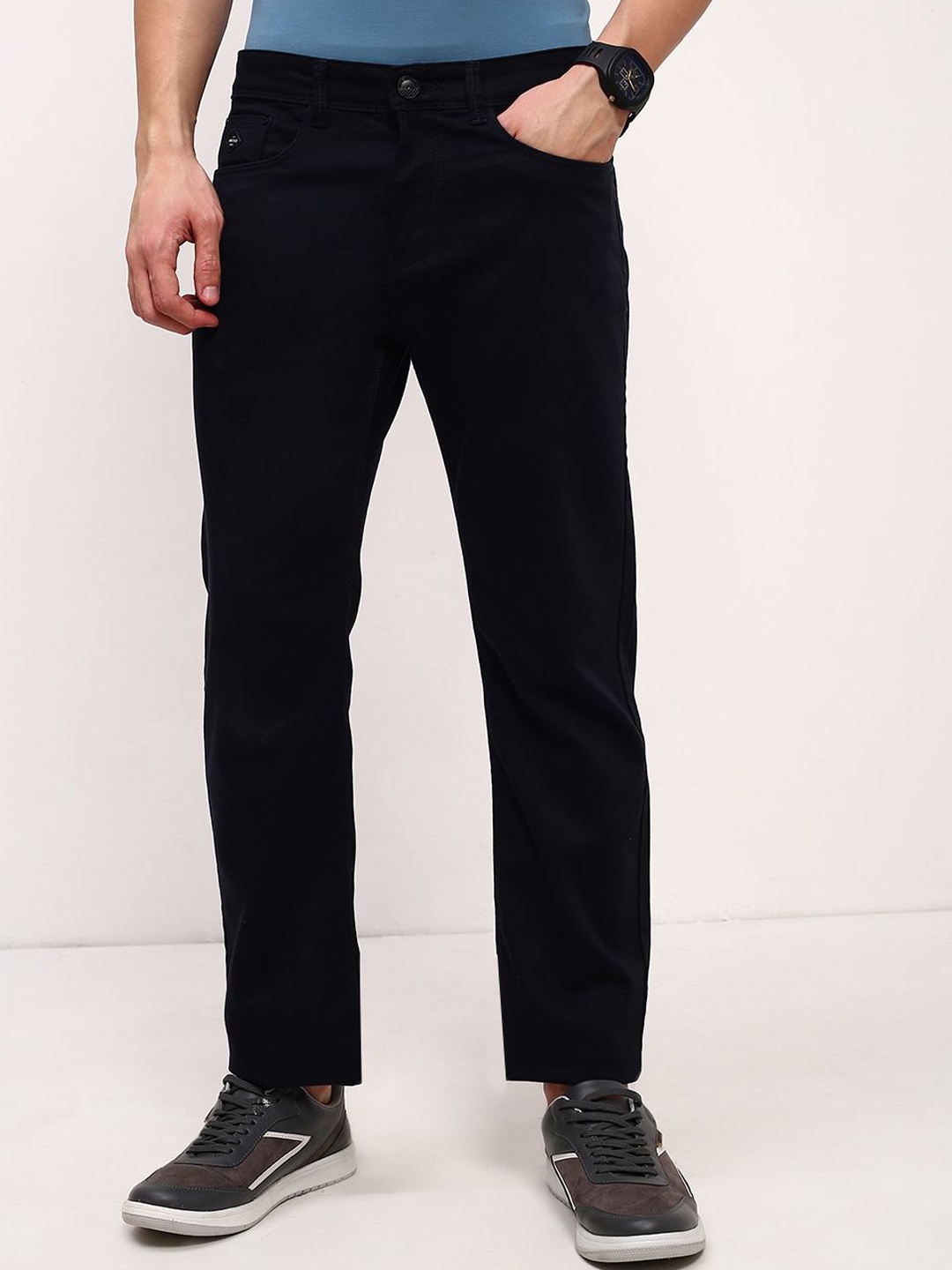 

SHOWOFF Men Comfort Straight Fit Low-Rise Stretchable Jeans, Navy blue
