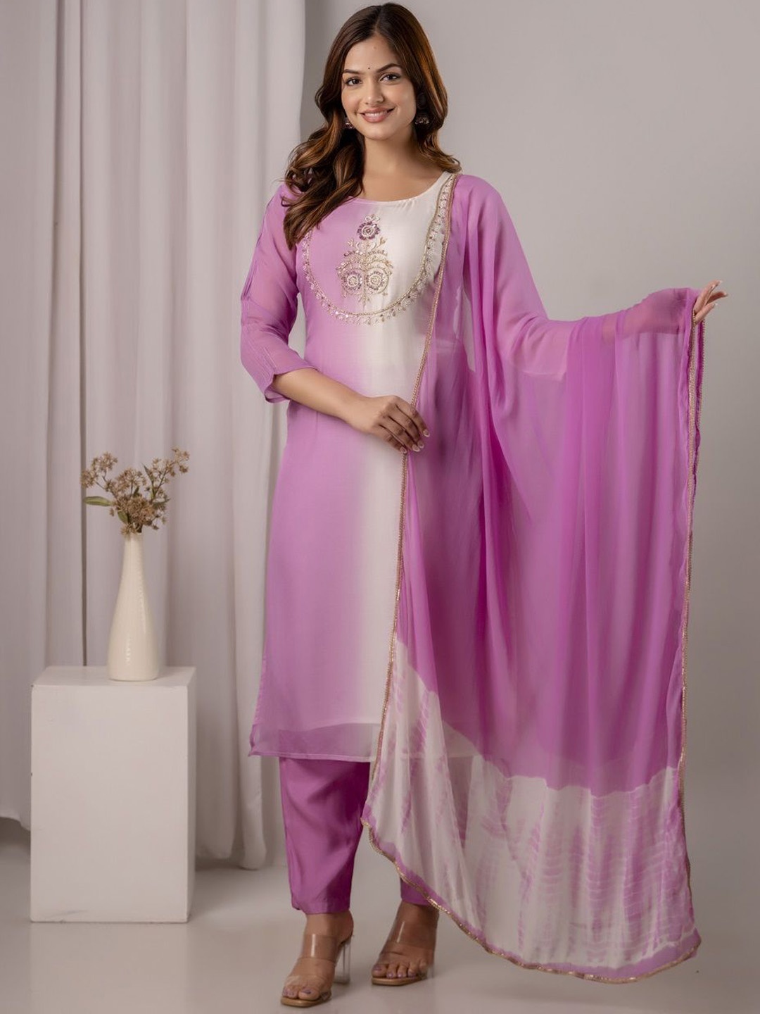 

RANGREAL Ombre Dyed Beads and Stones Straight Kurta With Palazzos & Dupatta, Purple