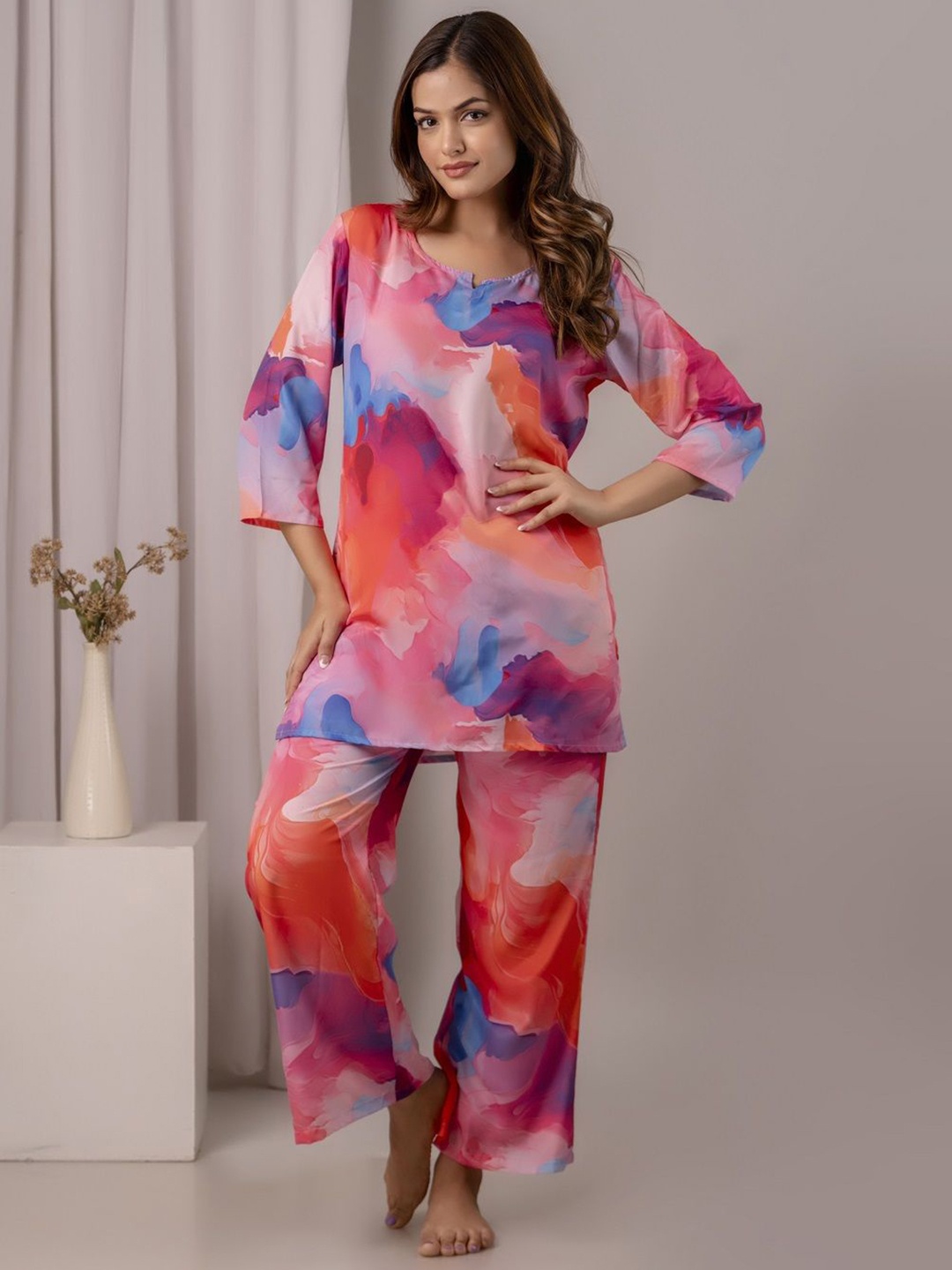 

RANGREAL Printed Round Neck Top With Pyjama, Pink