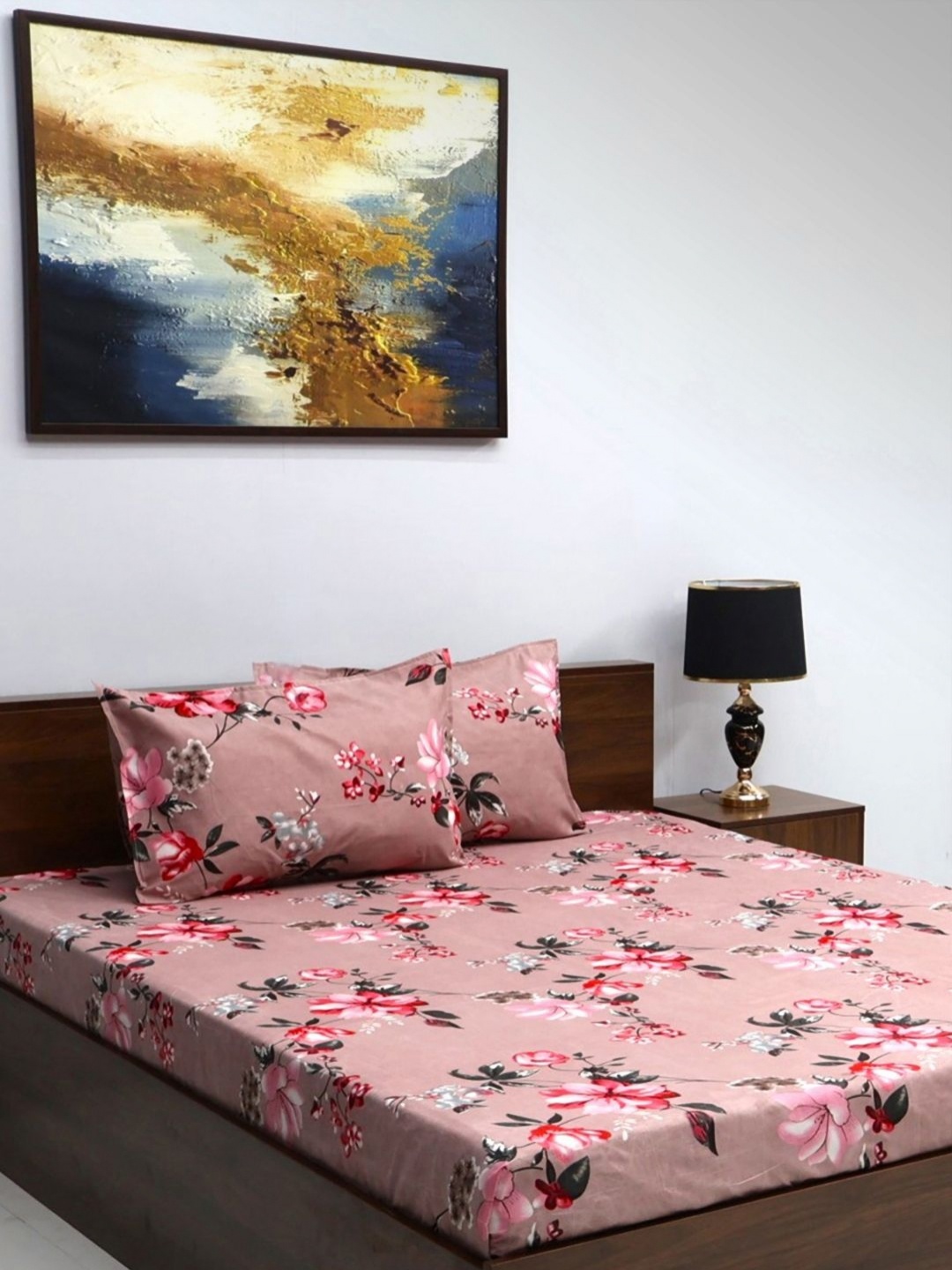 

Steve & Anderson Plush Peach Printed 140 TC Microfiber Queen Bedsheet Set 2.25 m x 2.50 m