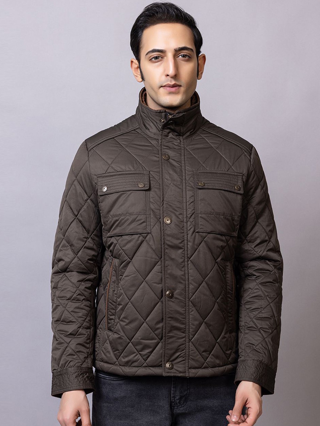 

LURE URBAN Men Mandarin Collar Solid Casual Quilted Jacket, Olive