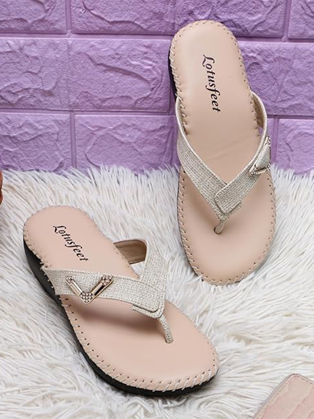 

Lotusfeet Women Fashion Flats, Cream