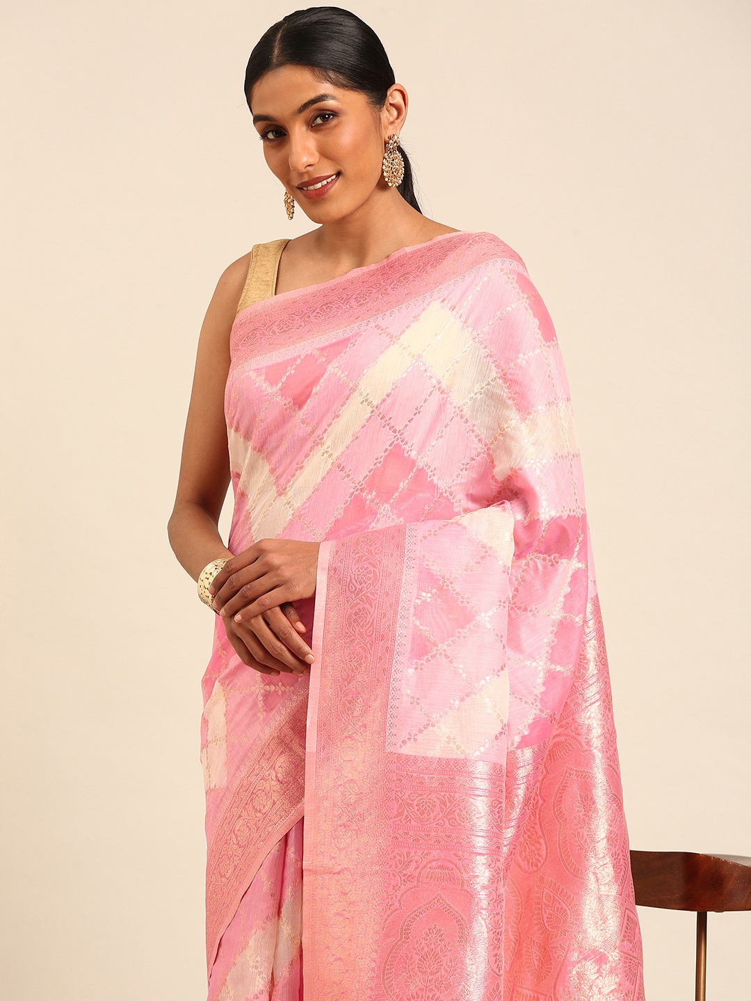 

MOHEY Woven Design Zari Art Silk Saree, Pink