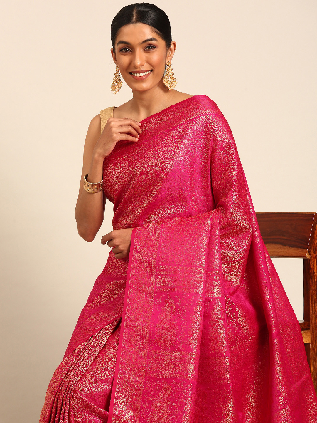 

MOHEY Woven Design Zari Art Silk Saree, Fuchsia
