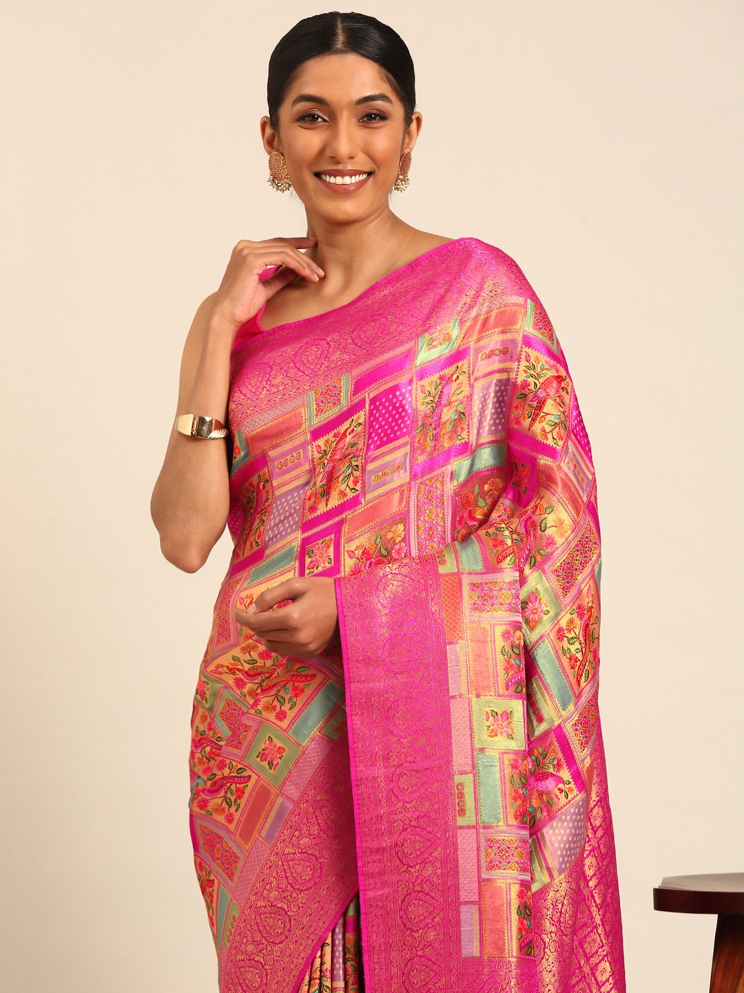 

MOHEY Woven Design Embroidered Satin Saree, Pink