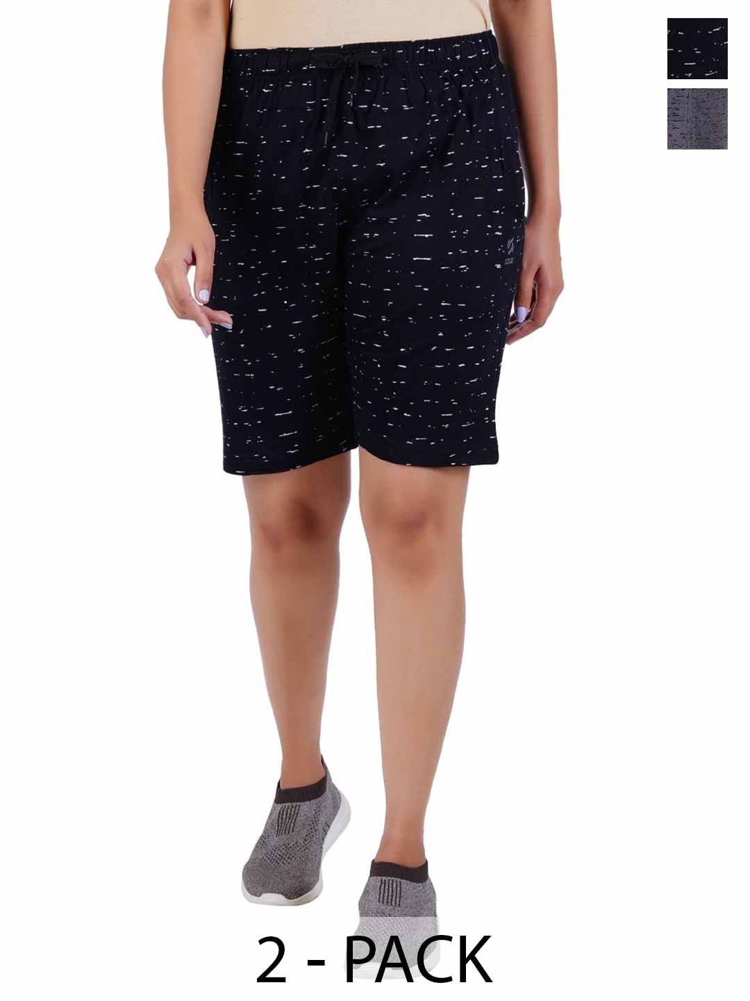 

GUIDE Women Printed Shorts, Navy blue