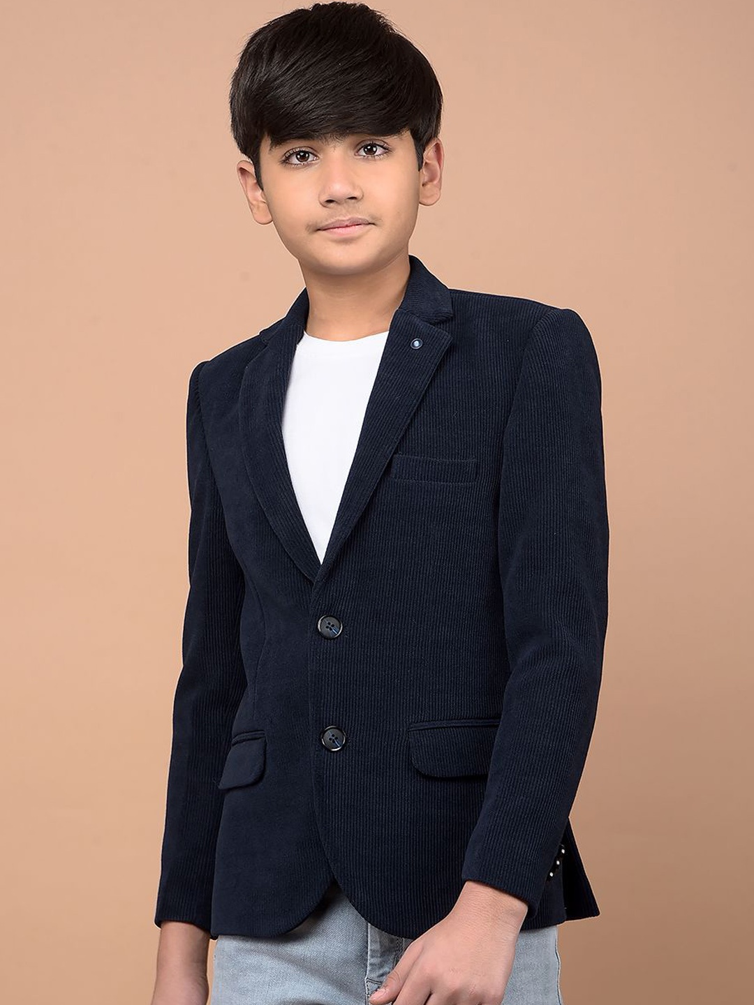 

Crimsoune Club Boys Self Design Notched Lapel Single Breasted Regular Fit Blazer, Navy blue