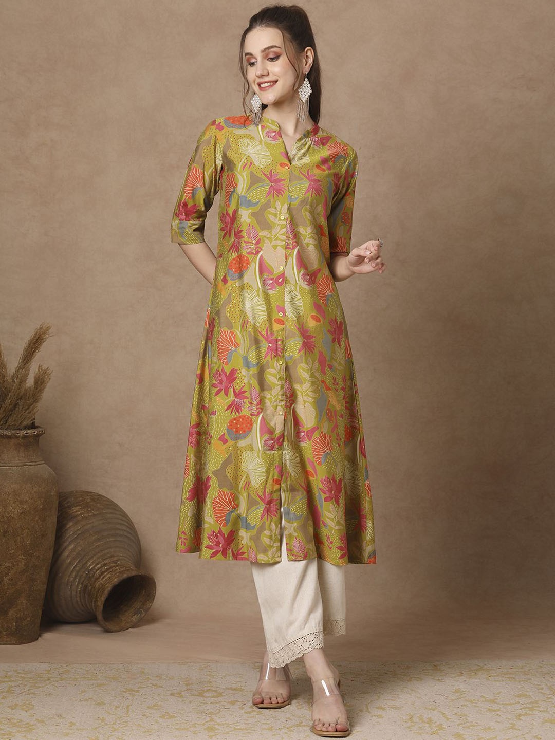 

FASHOR Abstract Printed Mandarin Collar Silk A-Line Kurta, Green