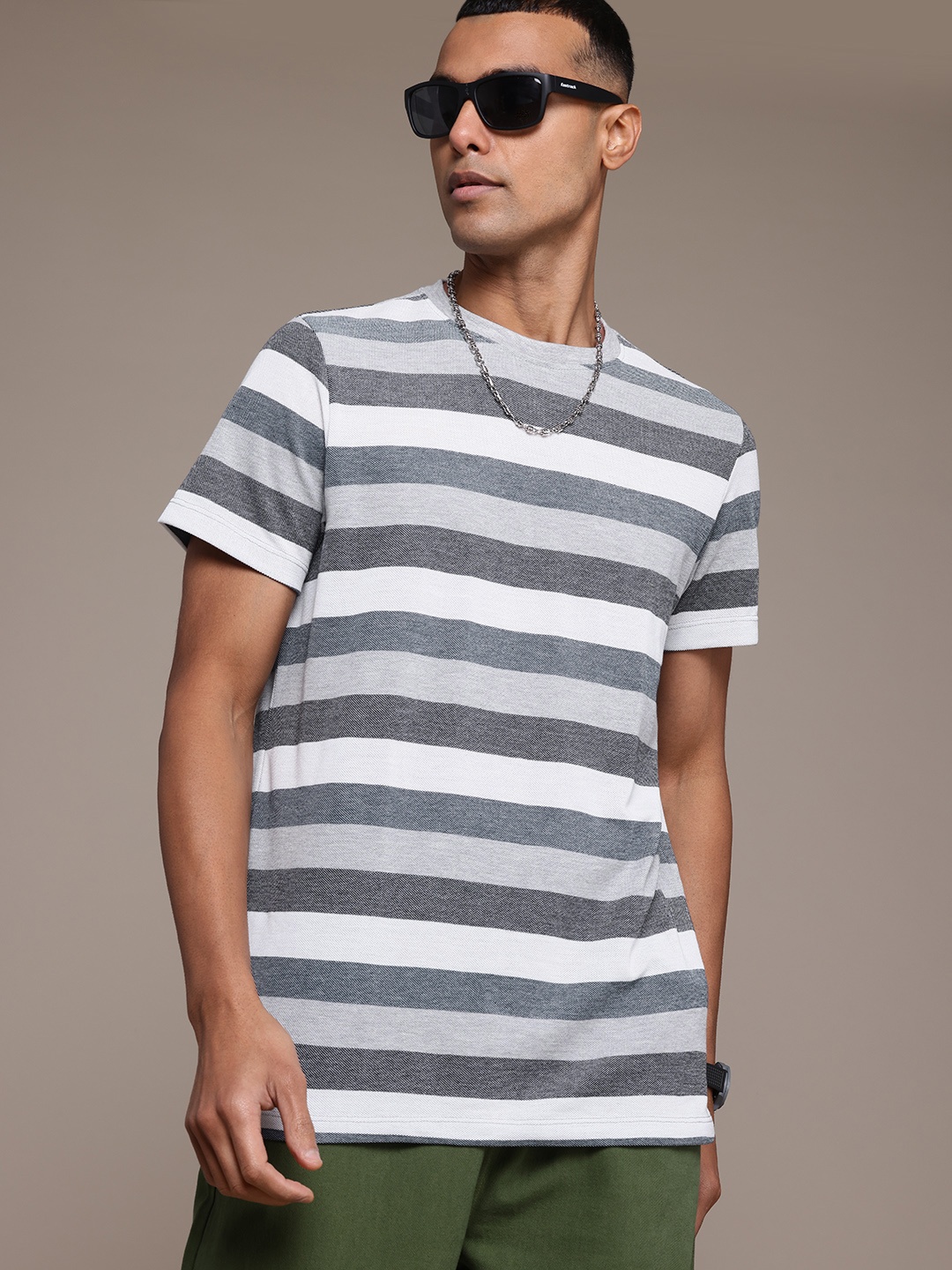 

The Roadster Lifestyle Co. Striped T-shirt, White
