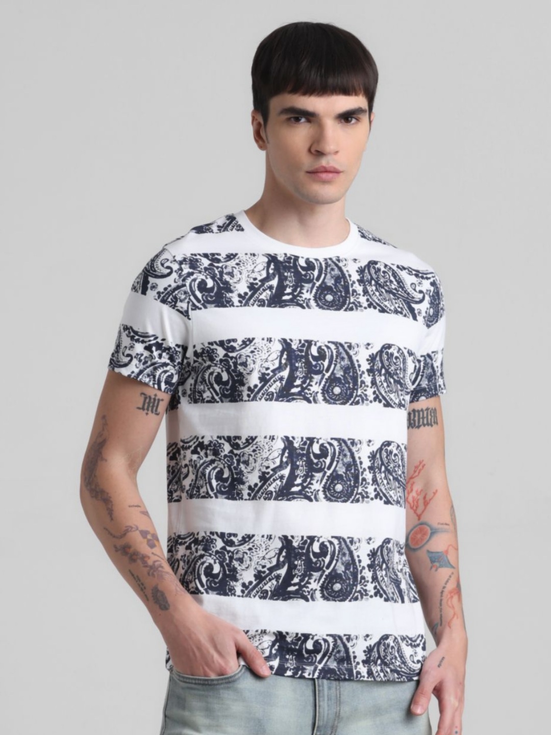 

Jack & Jones Men Striped Round Neck Cotton T-shirt, White
