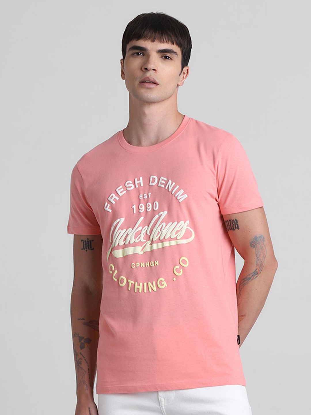 

Jack & Jones Men Varsity Printed Applique T-shirt, Pink
