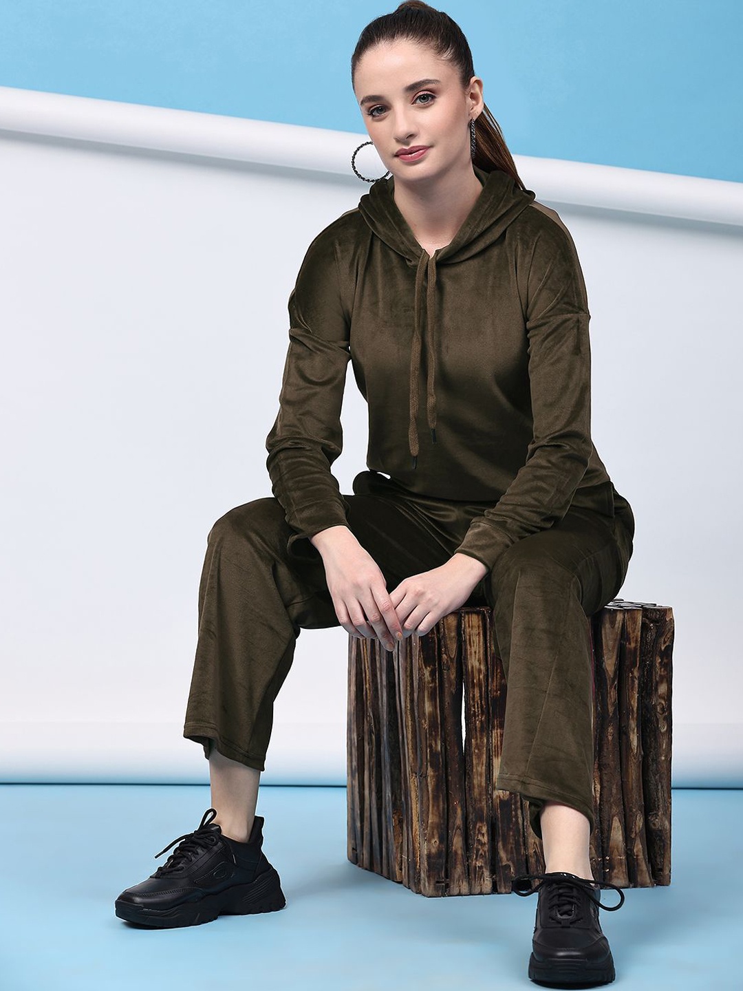 

DressBerry Olive Hooded Sweatshirt With Trouser