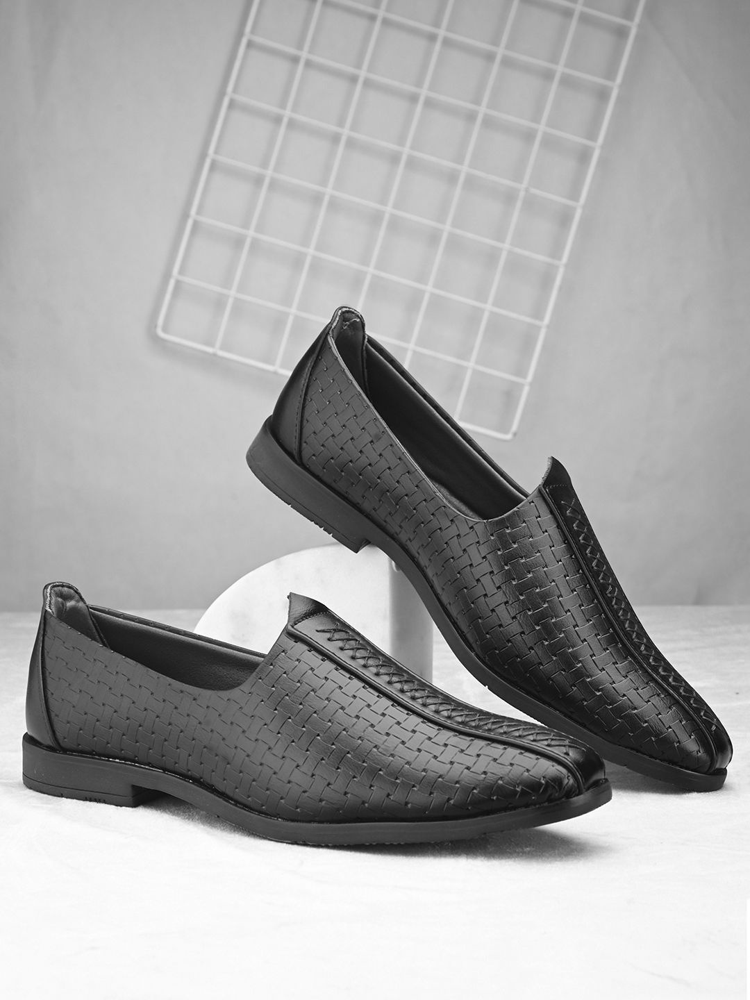 

HERE&NOW Men Formal Slip On Shoes, Charcoal