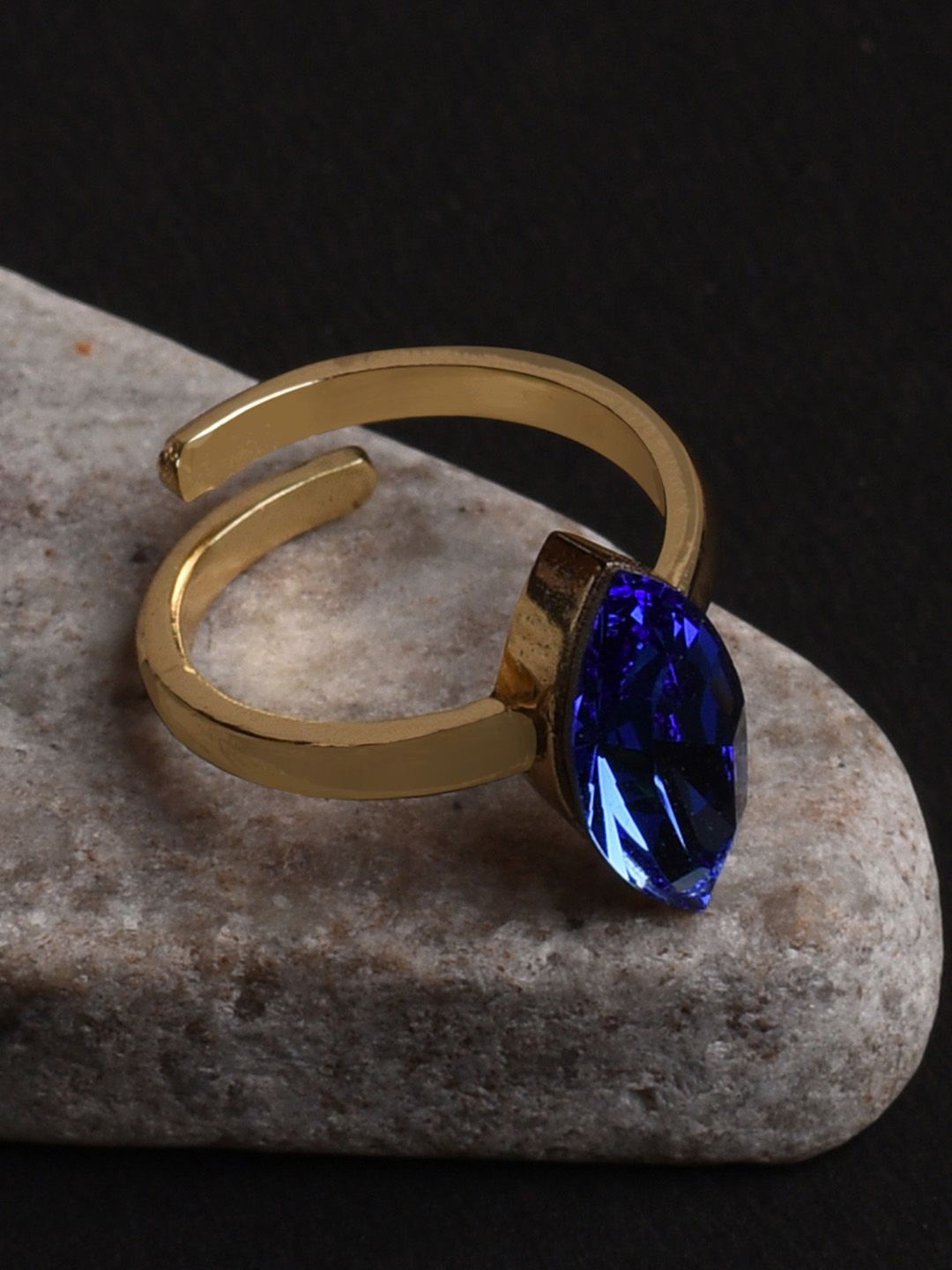 

XPNSV Gold-Plated Crystal Stone Studded Marquise-Cut Adjustable Finger Ring