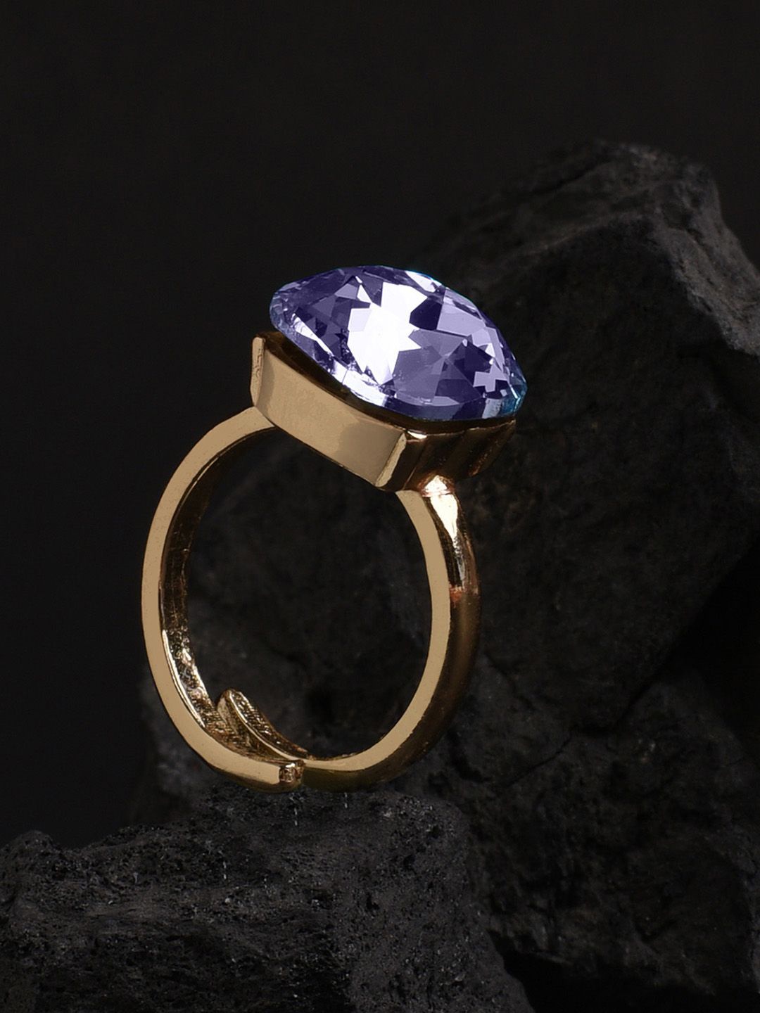 

XPNSV Gold-Plated Crystal Stone Studded Cushion-Cut Anti-Tarnish Adjustable Finger Ring