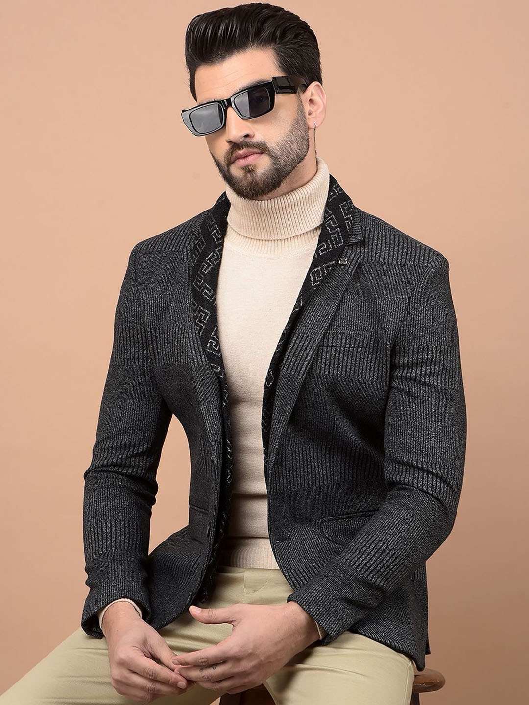 

Crimsoune Club Self Designed Notched Lapel Single Breasted Blazer, Grey