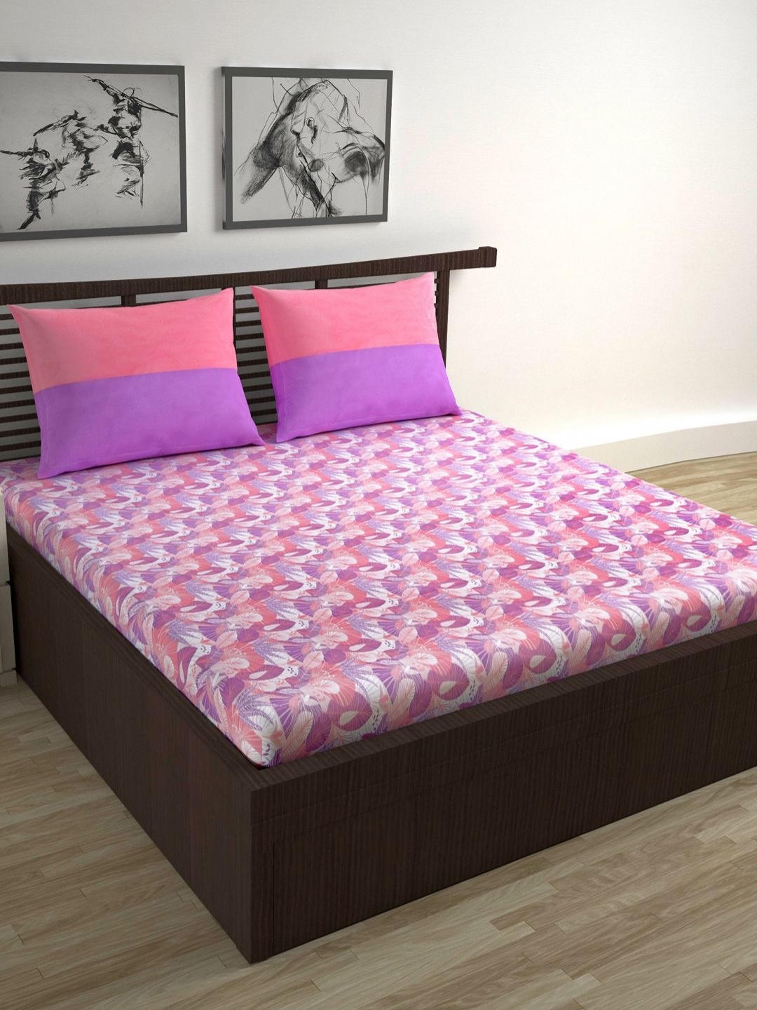 

Divine Casa Trident White And Pink Pure Cotton 144 TC King Bedsheet Set 2.54 m x 2.22 m