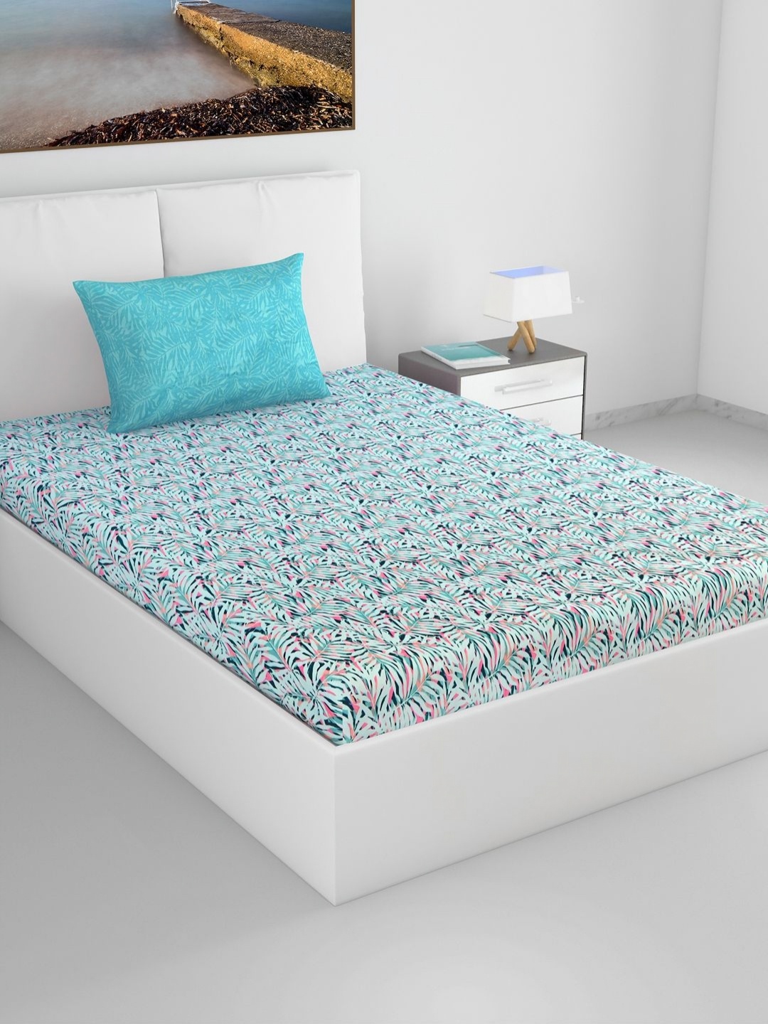 

Divine Casa Trident Blue Printed Pure Cotton 144 TC Single Bedsheet Set 2.23 m x 1.45 m