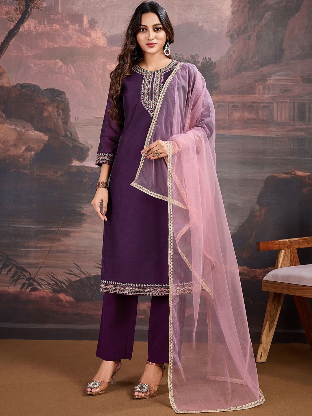 

House of Pataudi Ethnic Motifs Yoke Design Sequinned Straight Kurta & Trouser With Dupatta, Purple