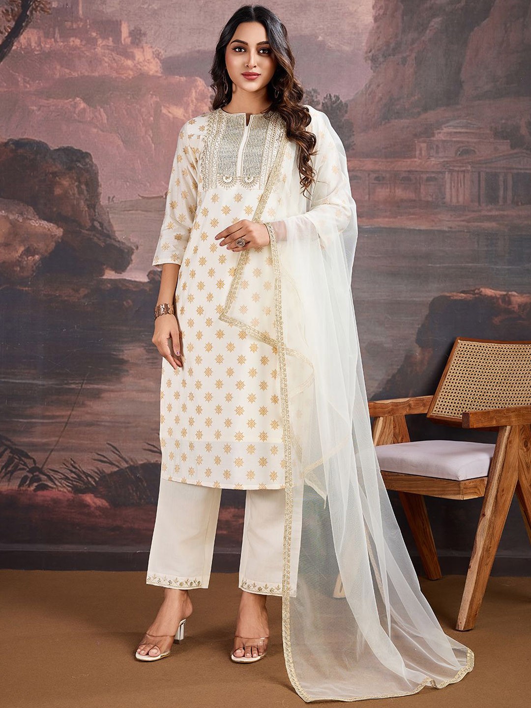 

House of Pataudi Ethnic Motifs Embroidered Sequinned Straight Kurta & Trouser With Dupatta, Off white