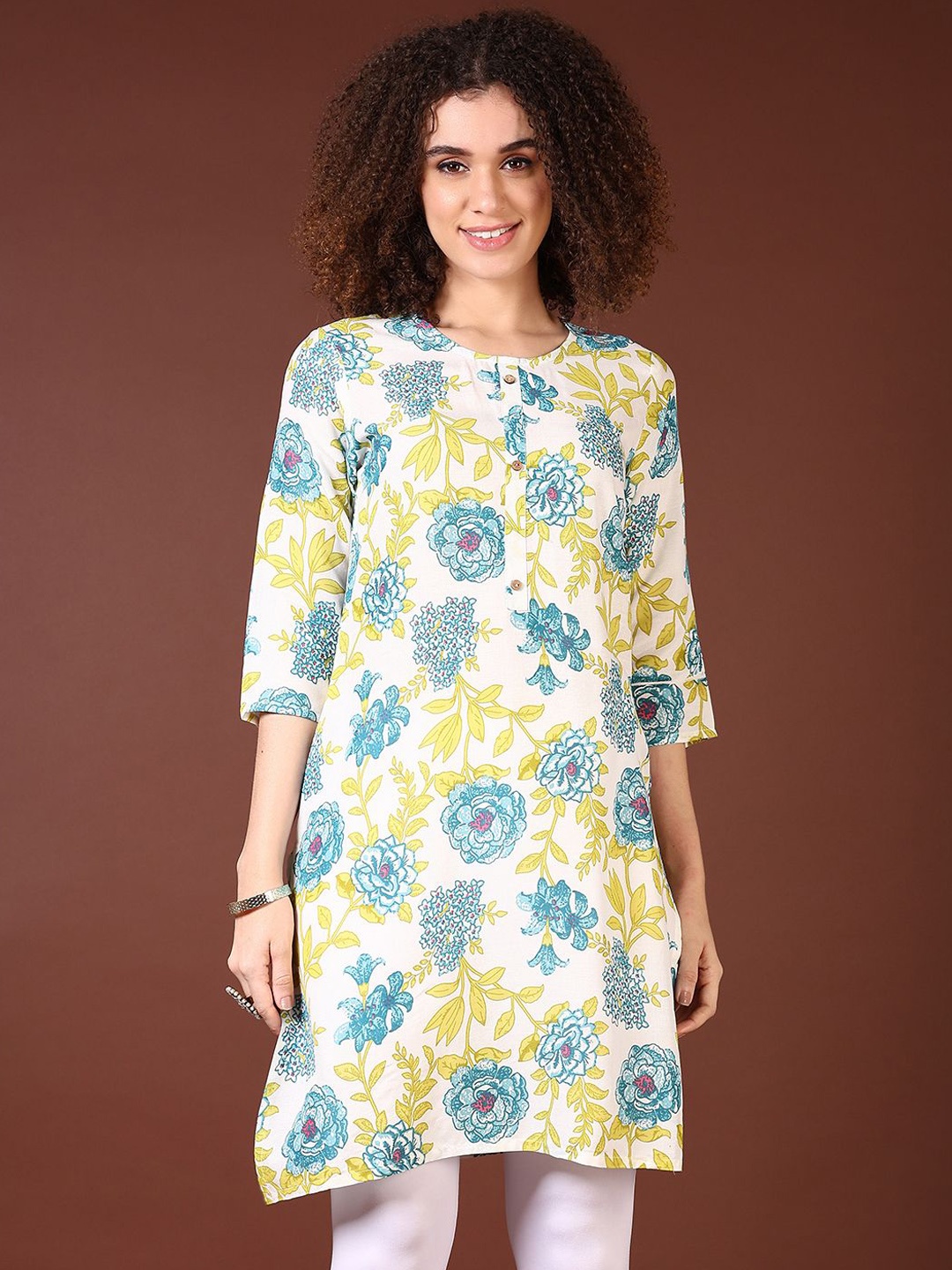 

V-Mart Floral Printed Round Neck Straight Kurta, Off white