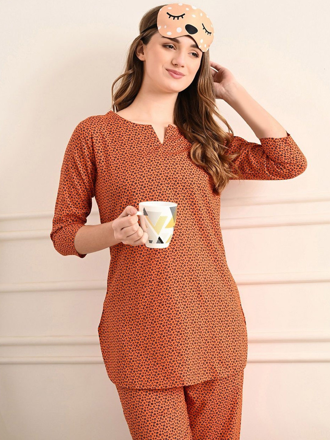 

Mintmarie Women Printed Night suit, Brown