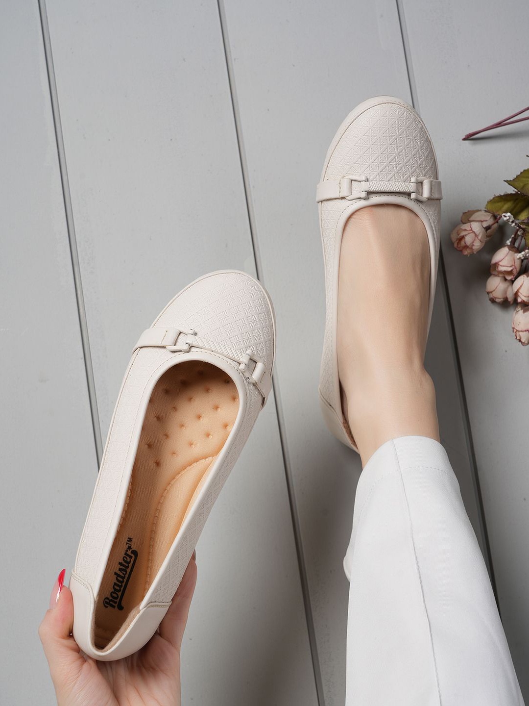 

The Roadster Lifestyle Co Women Ballerinas Flats, Cream