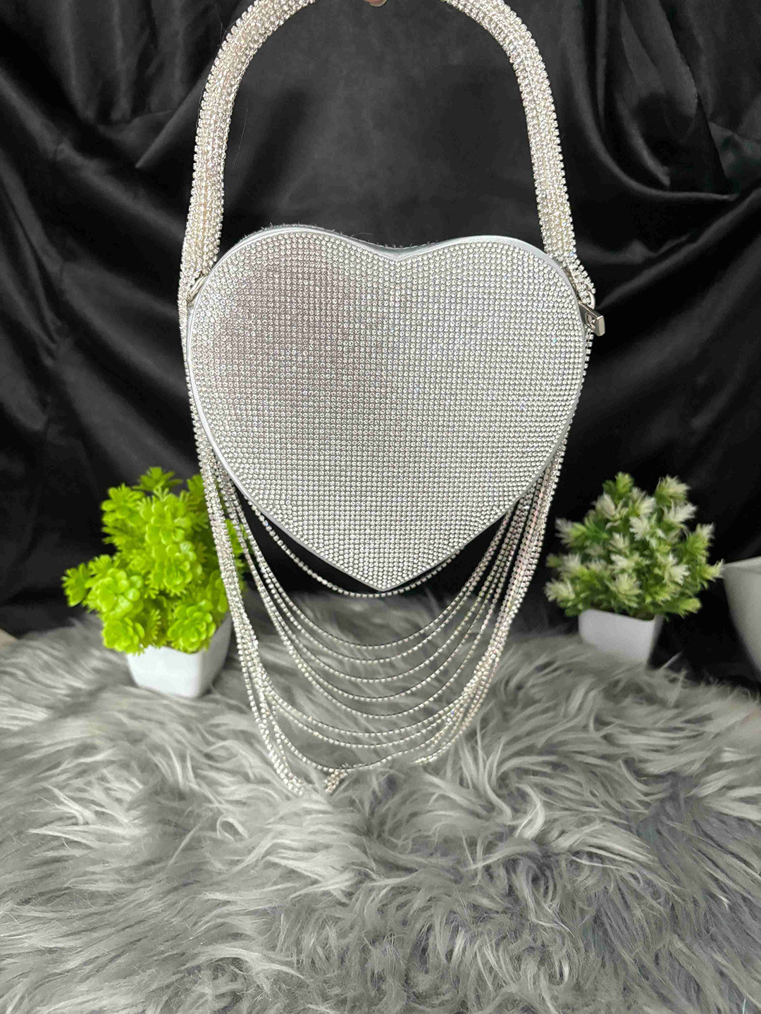 

PURPLE WINGS Women Embellished Handheld Bag, Silver