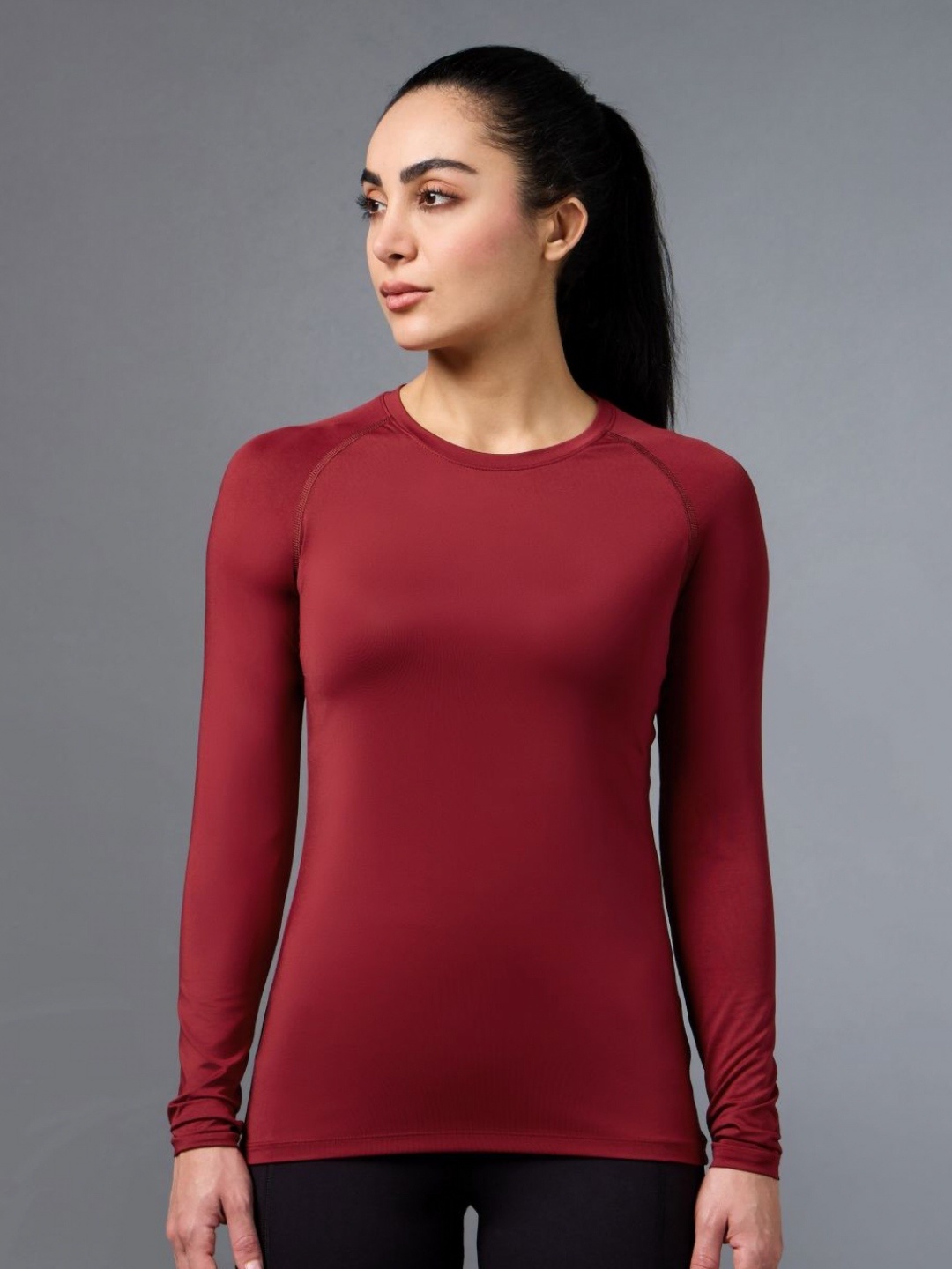 

CULT Women Moisture Wicking Solid Round Neck Compression T-shirt, Maroon