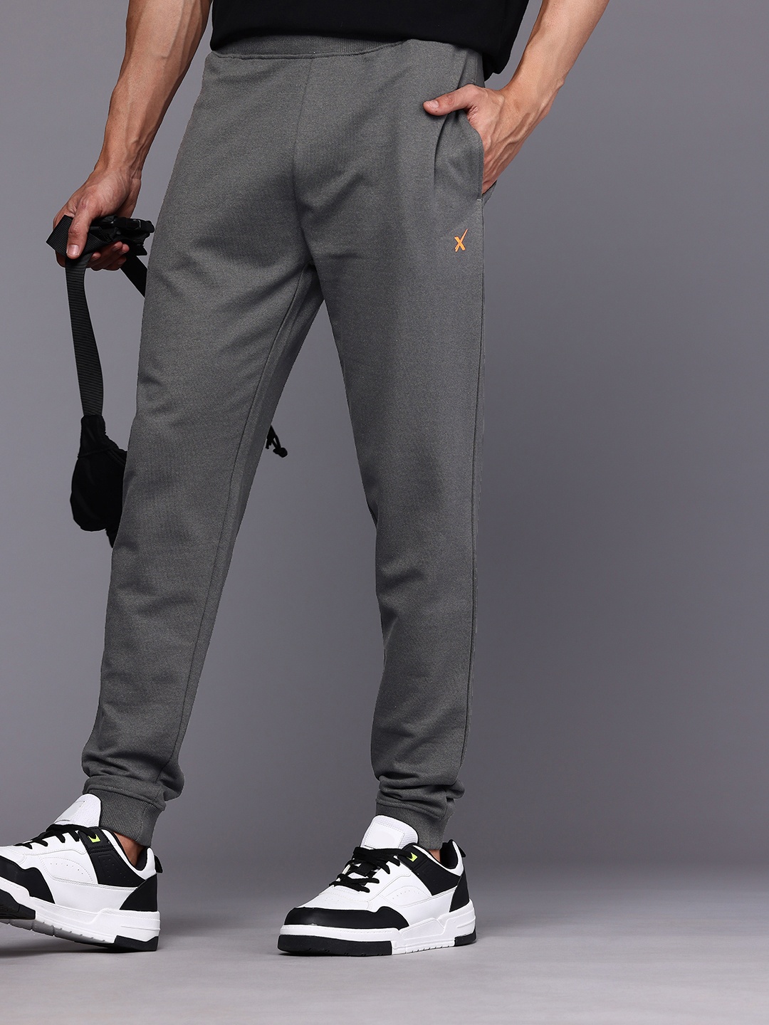 

HRX by Hrithik Roshan Men Lifestyle Joggers, Grey