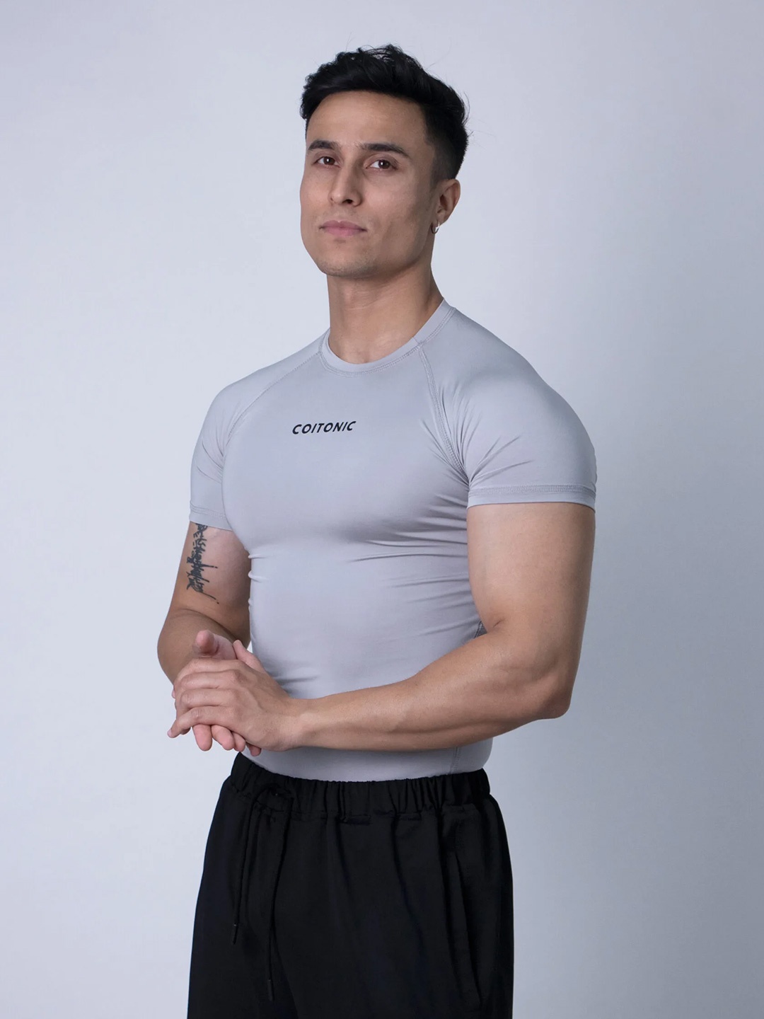 

Coitonic Men Typography Printed Round Neck Compression T-shirt, Grey