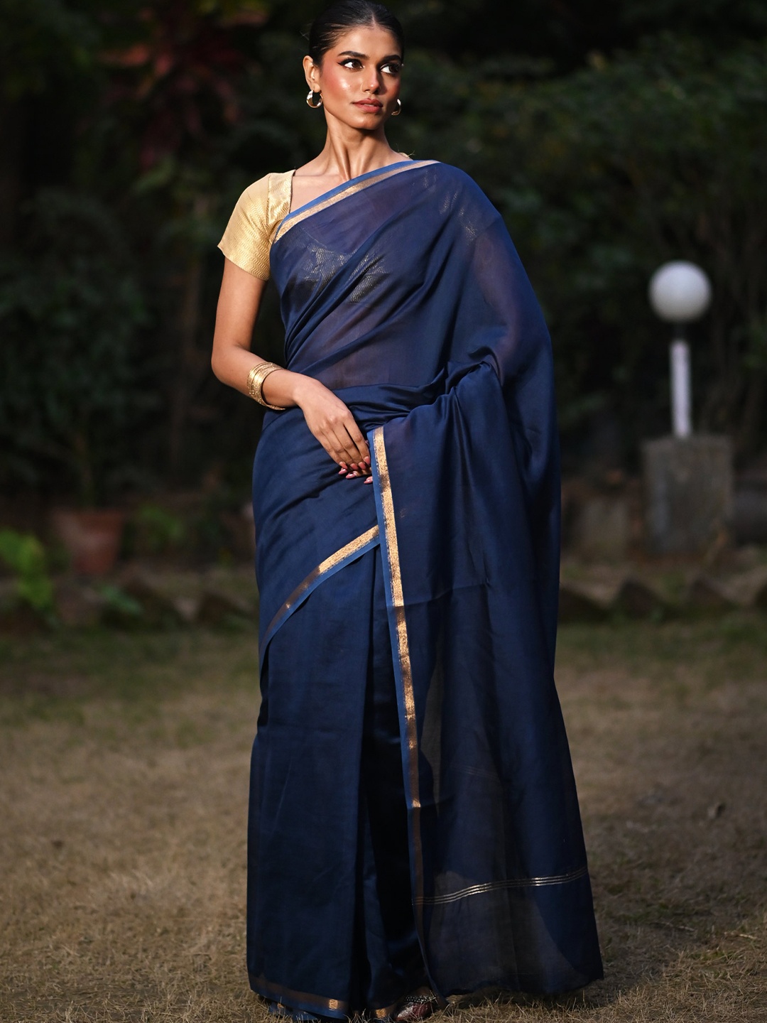 

Unnati Silks Zari Silk Cotton Handloom Chanderi Saree, Navy blue