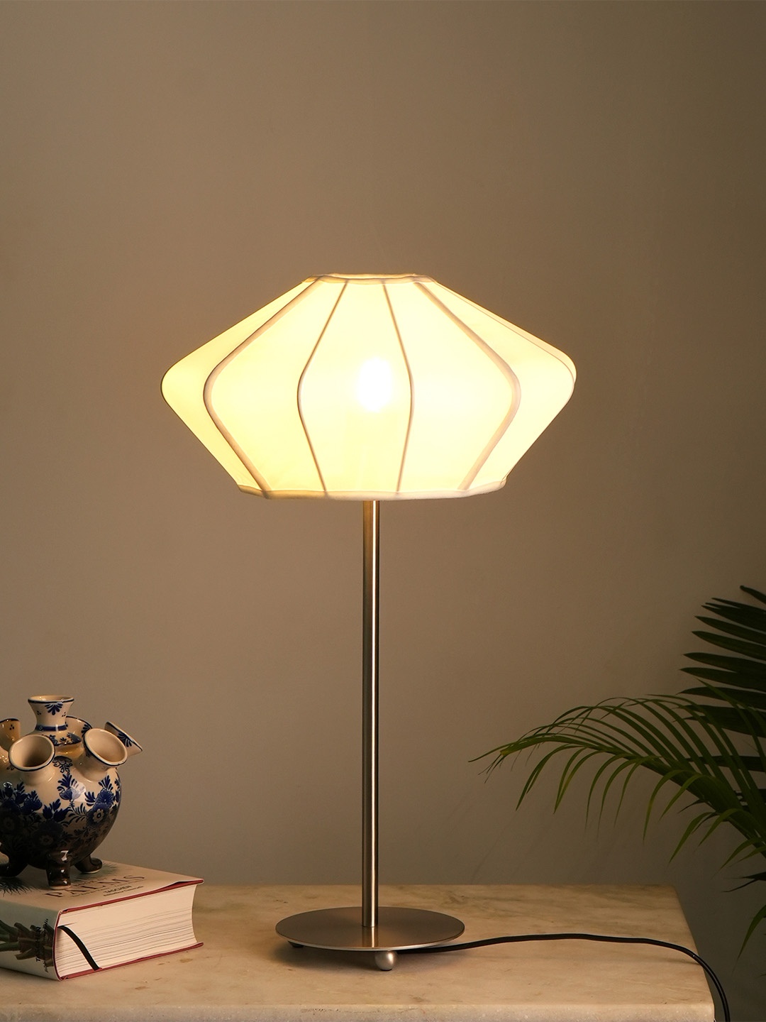 

FIG Paris Table Lamp, Off white