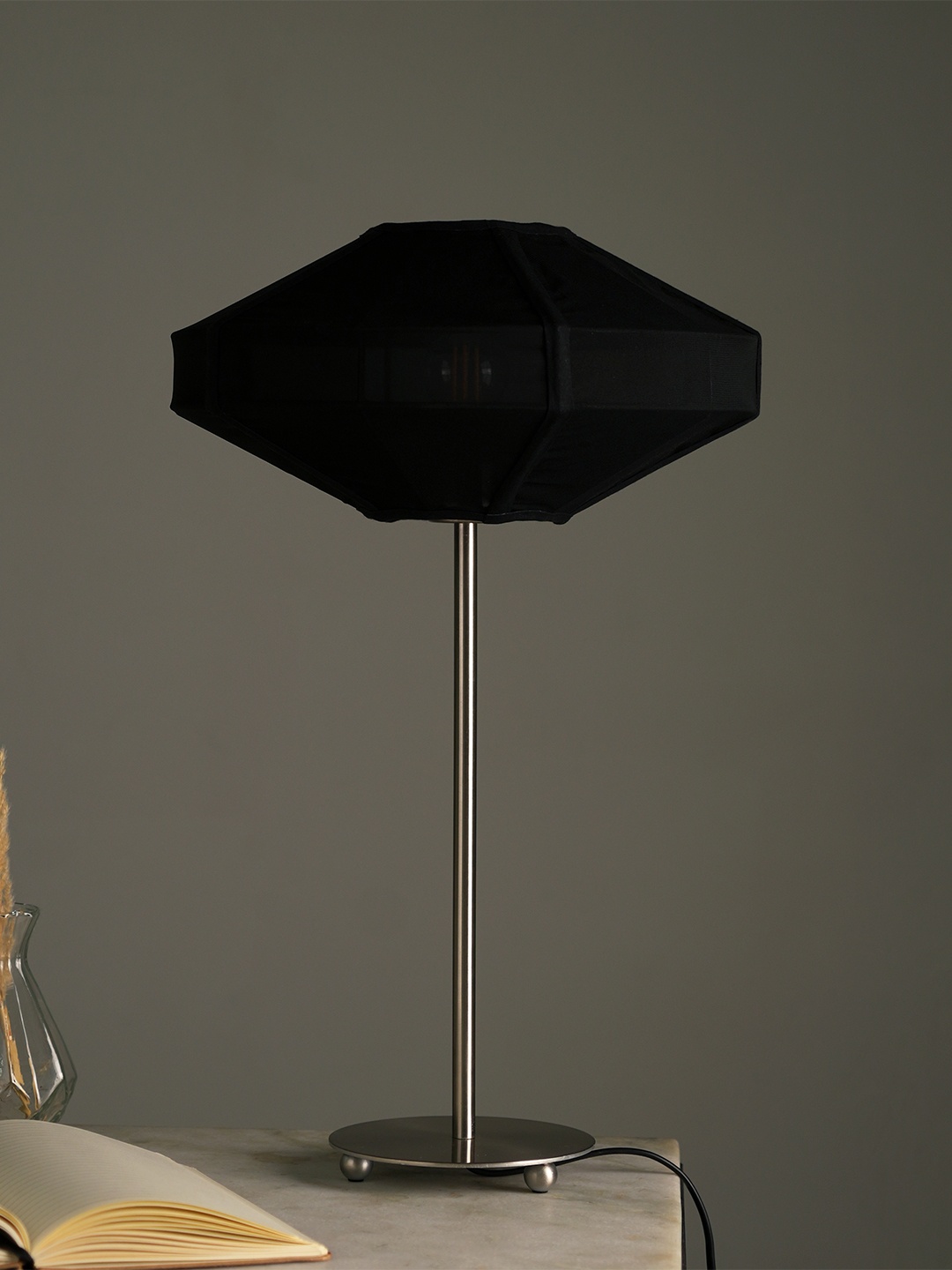 

FIG Stockholm Table Lamp, Black