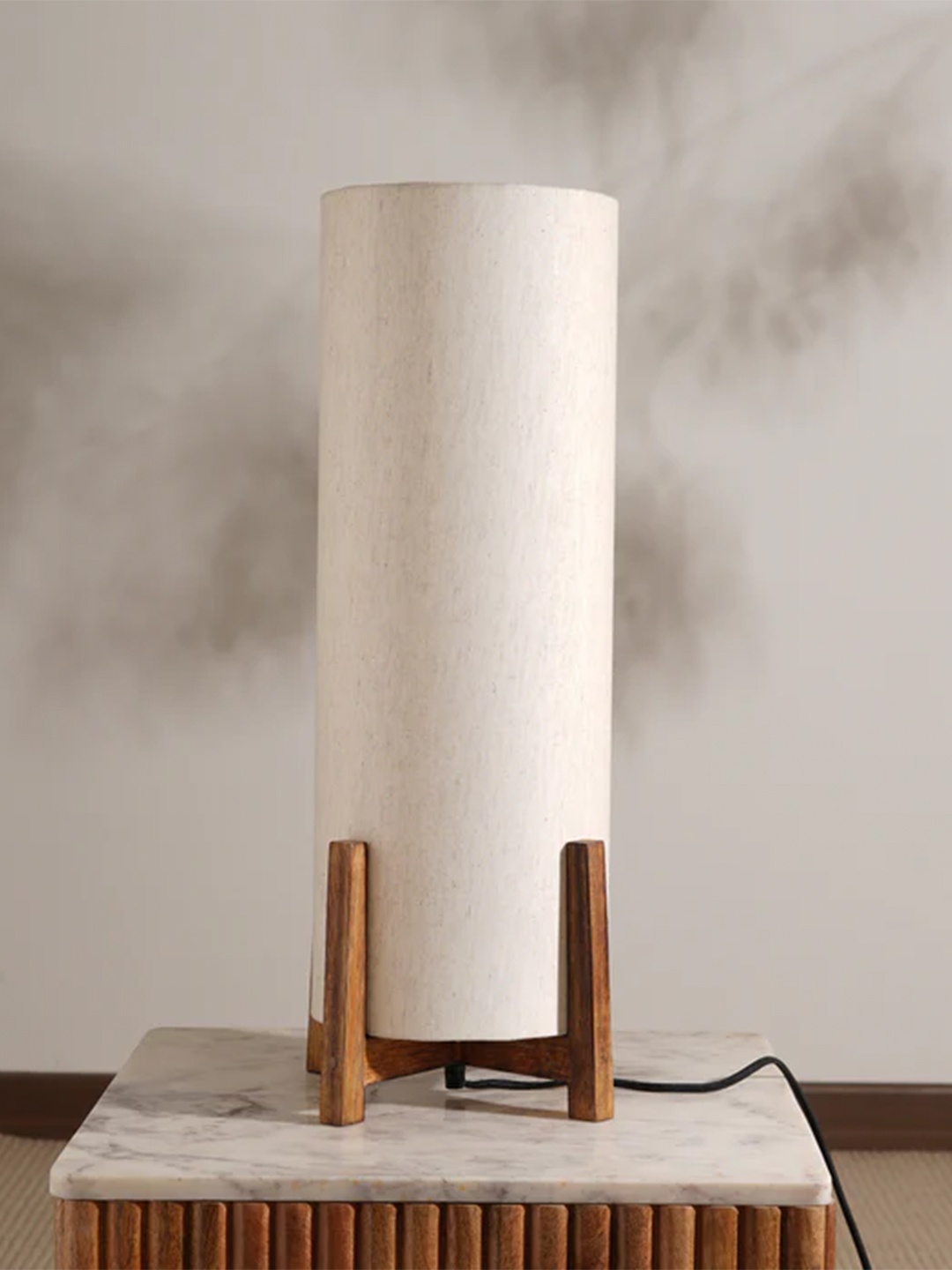 

FIG Four Finger Table Lamp, Off white