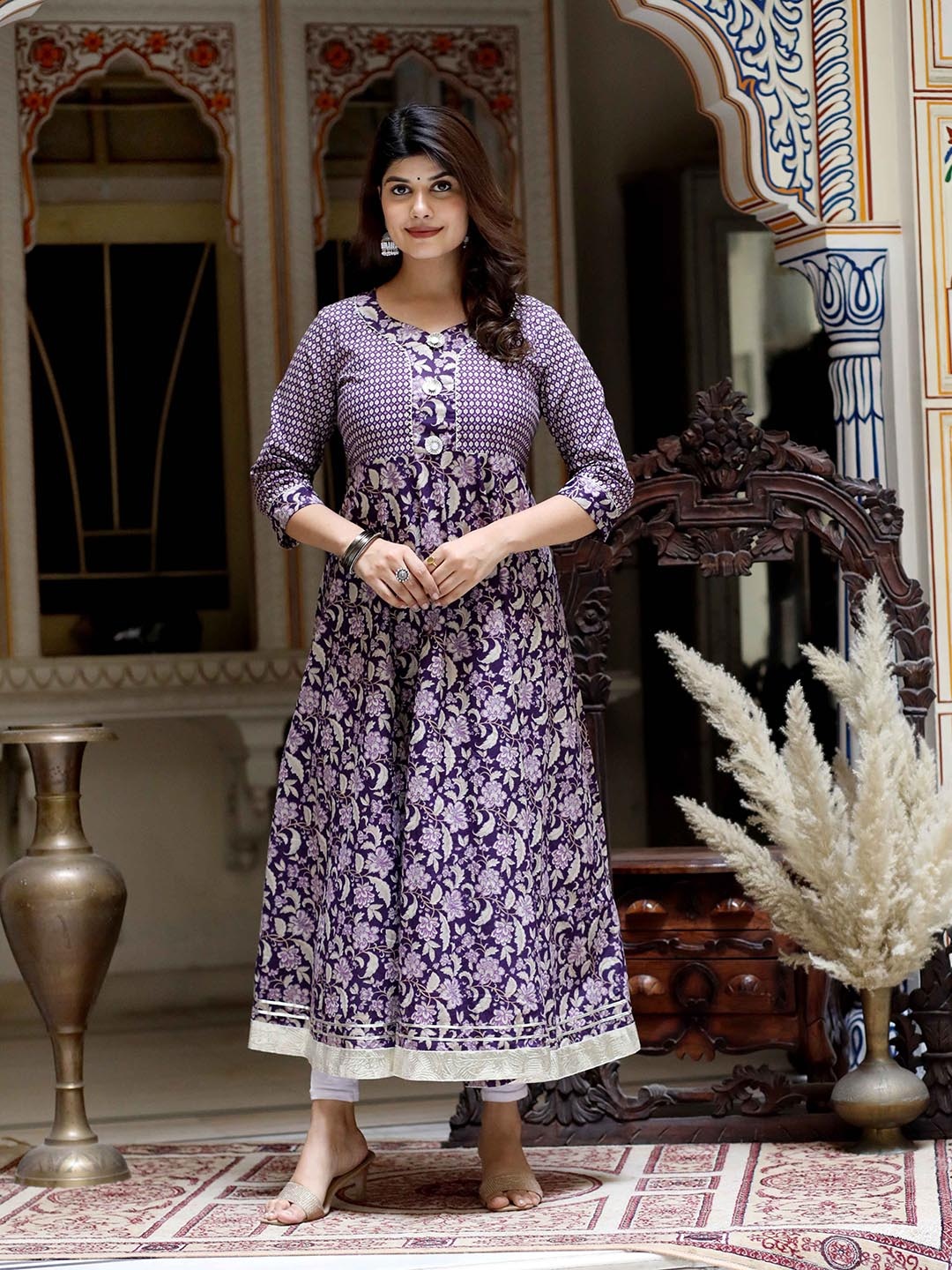 Doriyaan Floral Printed Sweetheart Neck Anarkali Pure Cotton Kurta, Purple