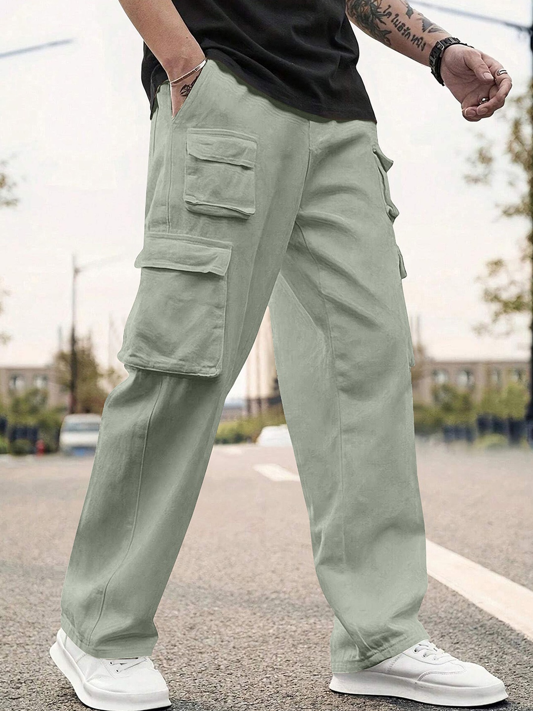 

Zombom Men Relaxed Straight Leg Cargos Trousers, Silver