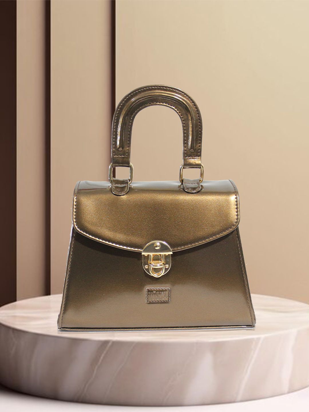 Vaska Women Solid Metallic Structured Handheld Bag, Gold