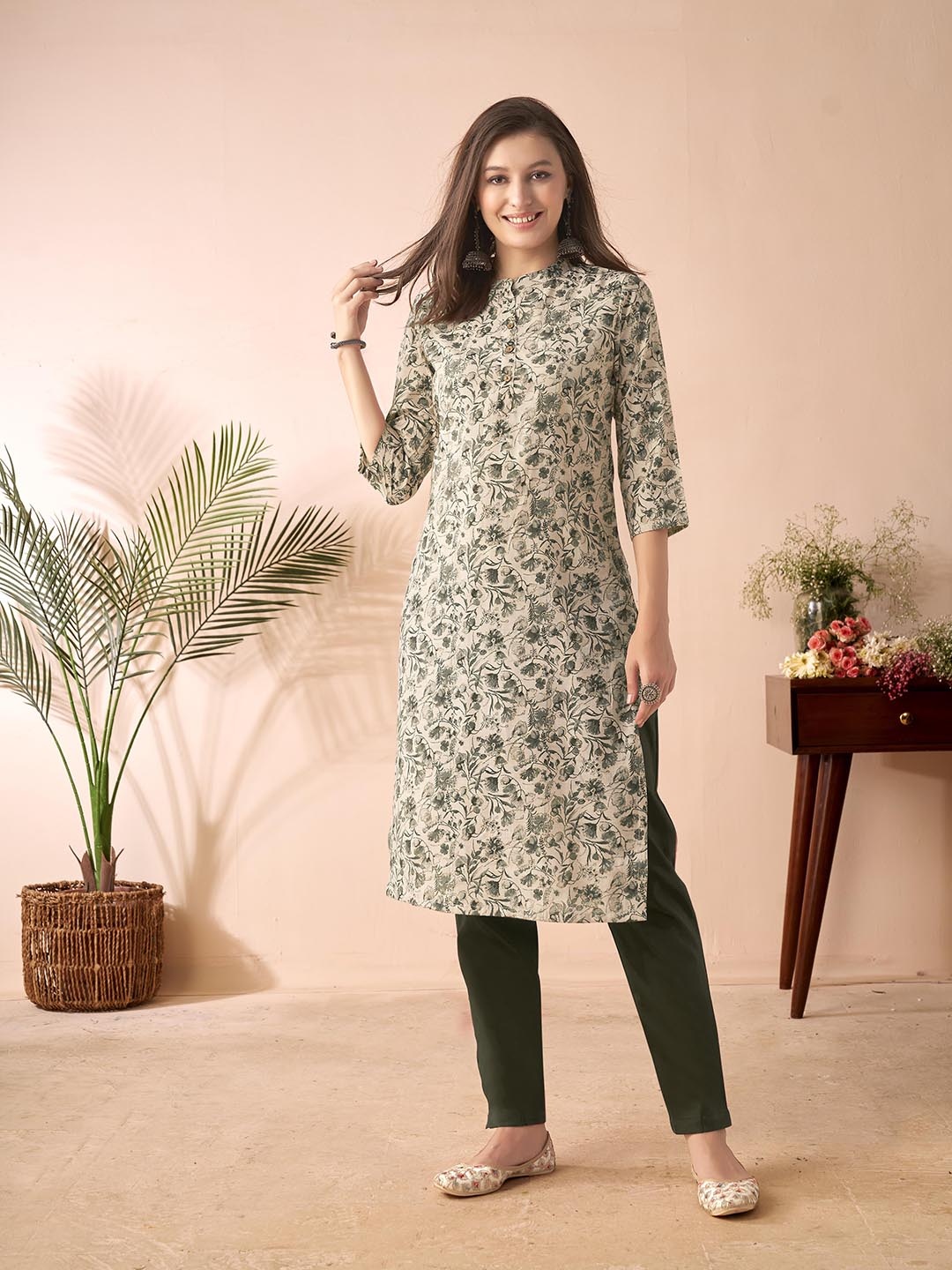 

Anouk Beige Floral Printed Mandarin Collar Straight Kurta