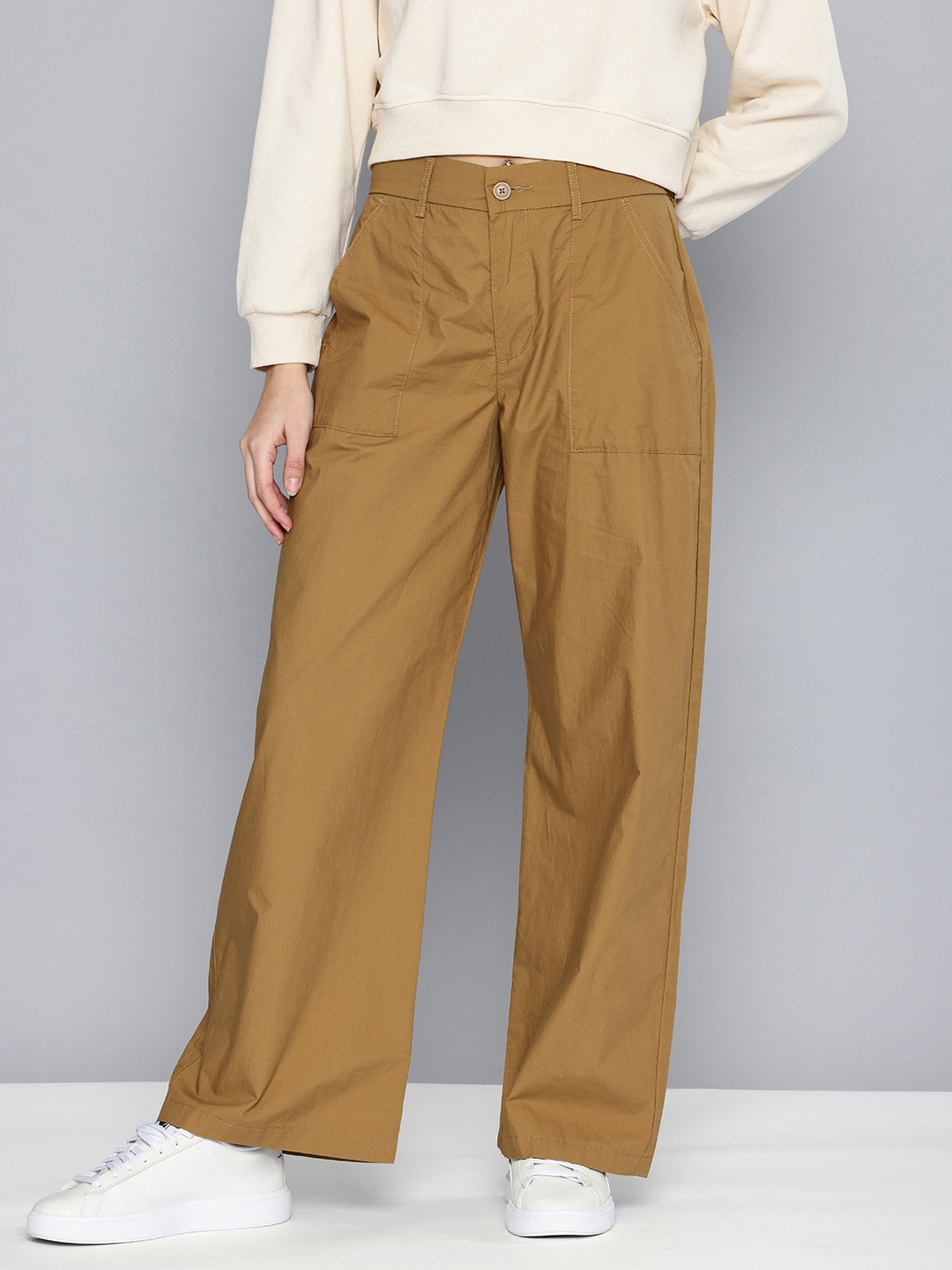 

Levis Women Pure Cotton Straight Fit Trousers, Mustard