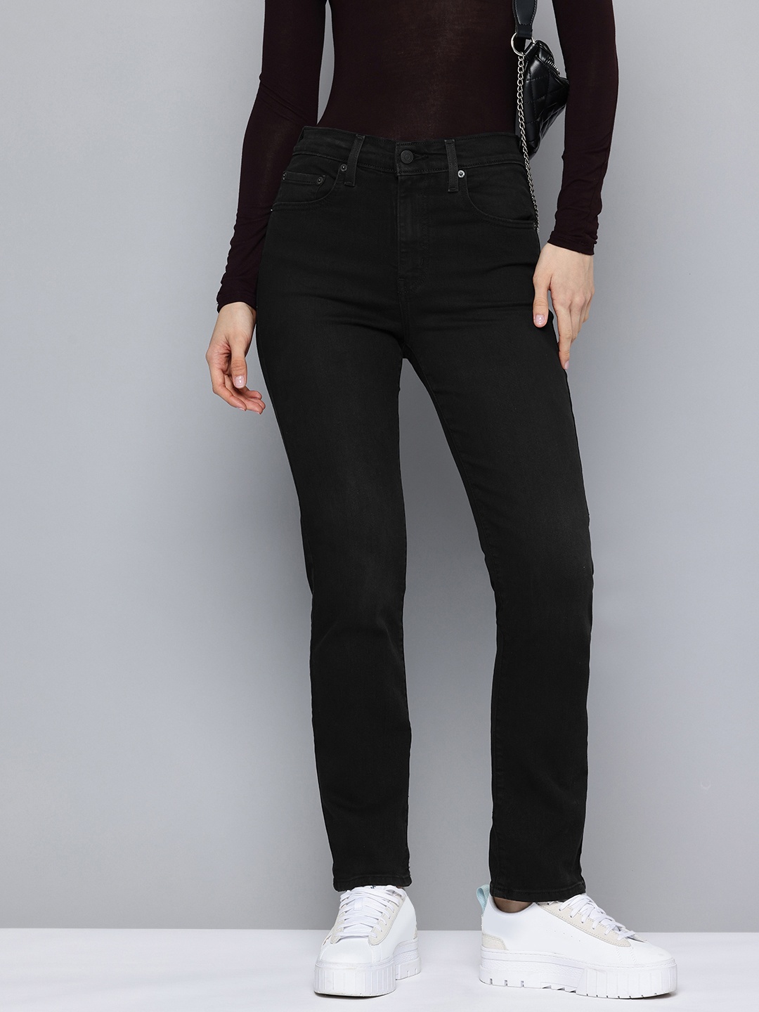 

Levis Women 724 Slim Straight Fit High-Rise Stretchable Jeans, Black