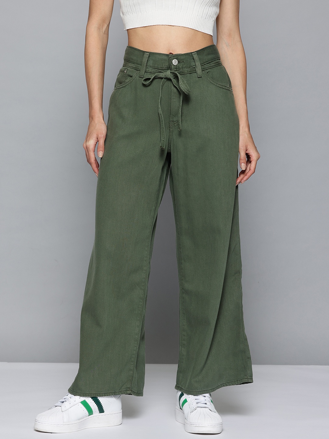 

Levis Women Straight Fit Jeans With tie-up Belt, Olive