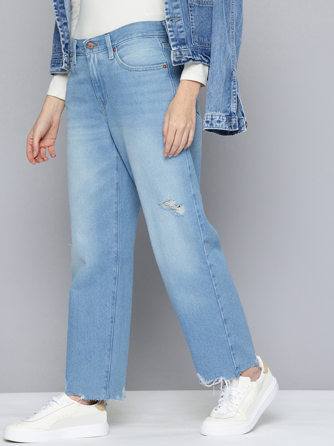 

Levis Women 94 Baggy Fit Pure Cotton Low Distress Heavy Fade Jeans, Blue