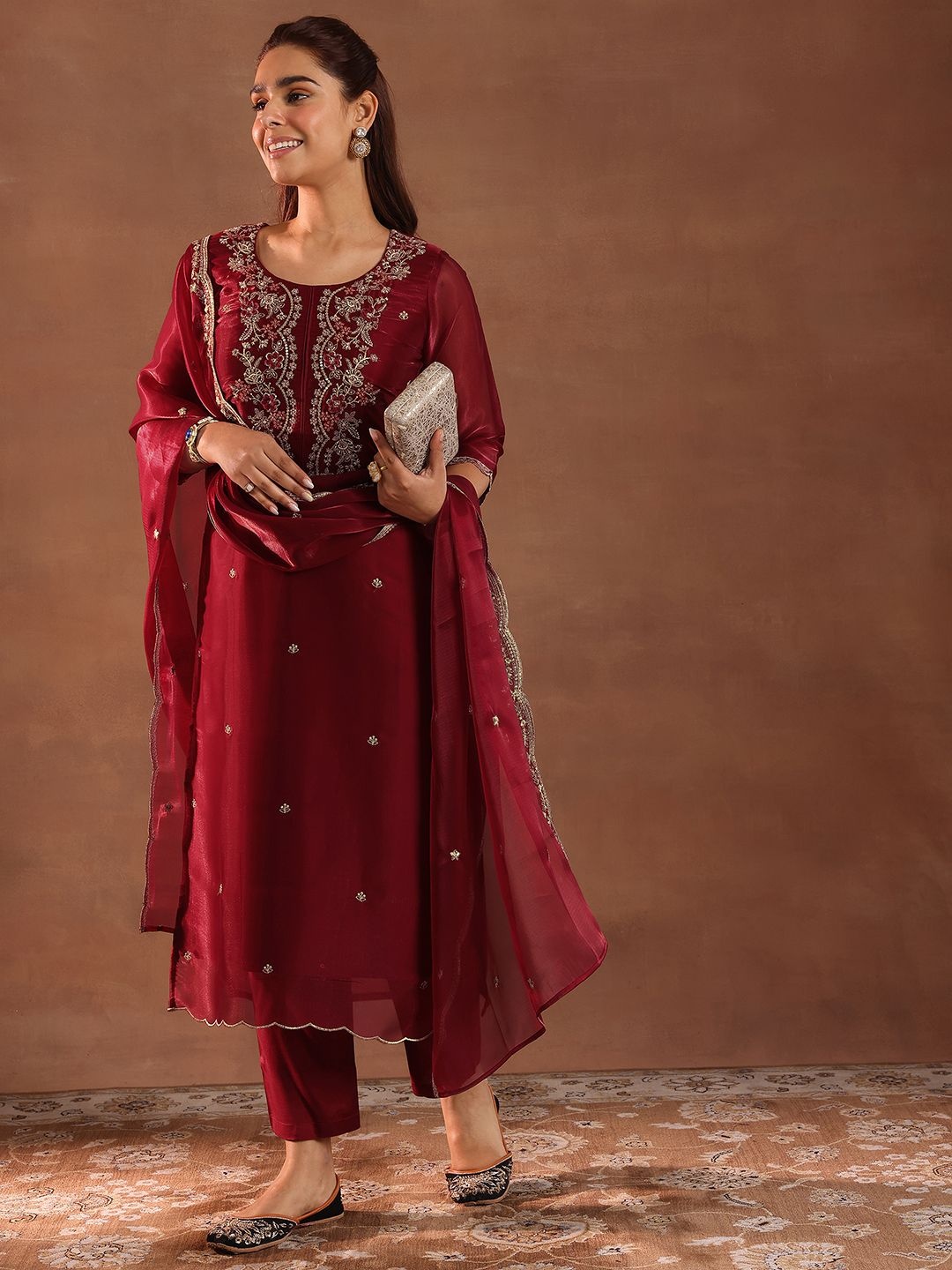 

Libas Floral Embroidered Sequinned Tissue Straight Kurta with Trousers & Dupatta, Maroon
