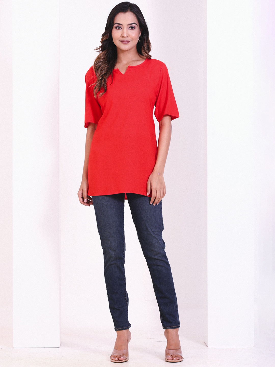 

Smartyhub Notch Neck Straight Kurti, Red