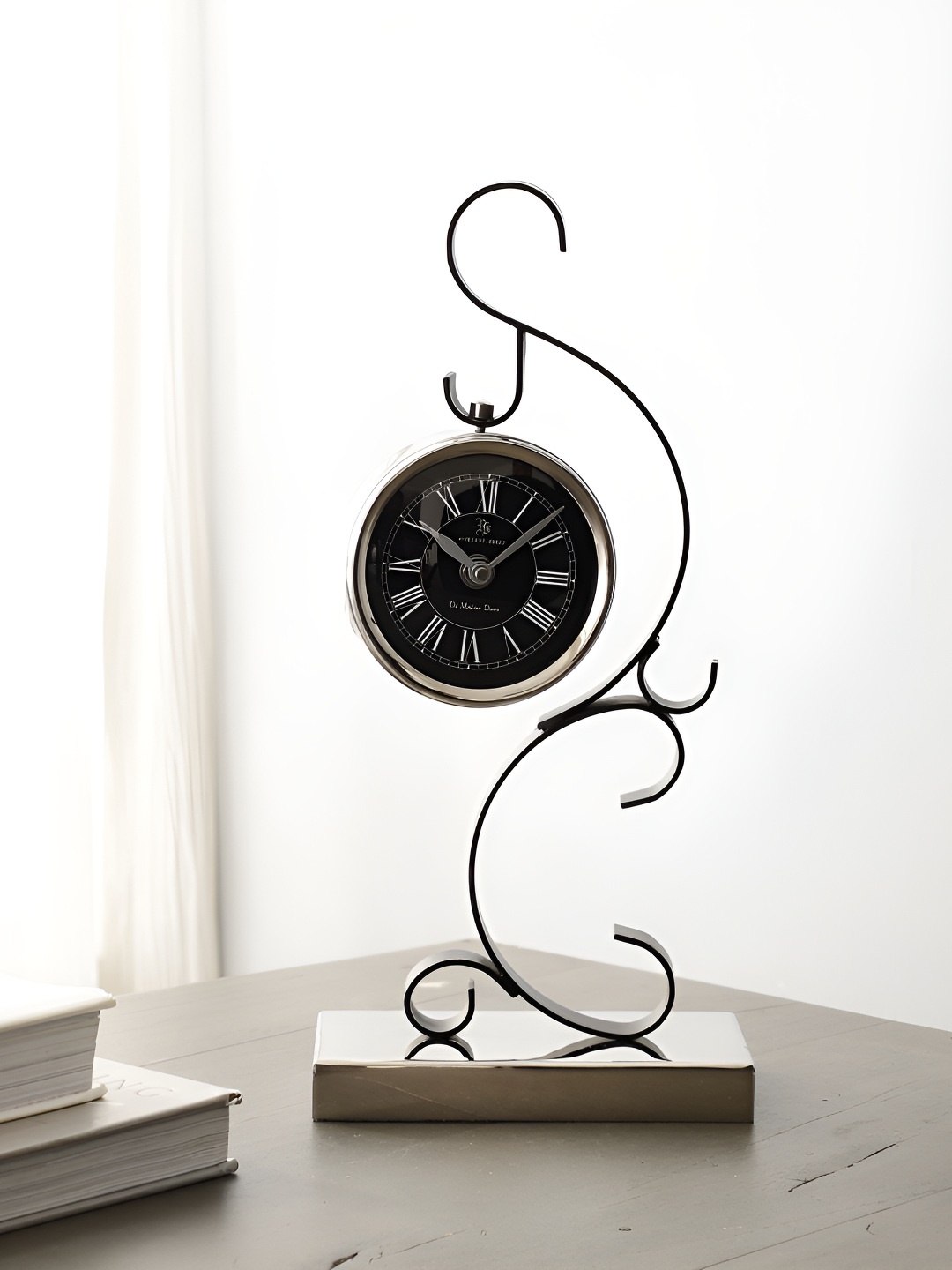 

Decor de Maison Stellar Mirage Silver-Toned & Black Table Clock