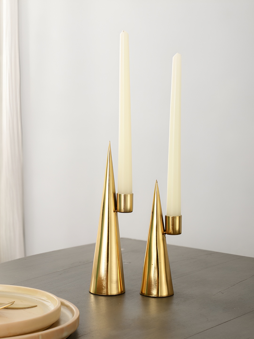 

Decor de Maison Gold-Toned 2 Pieces Candle Holders