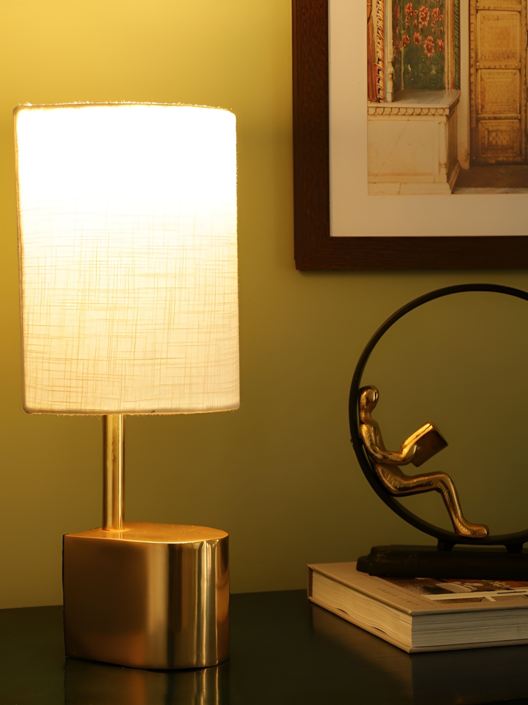 

Decor de Maison Gold-Toned & White Textured Aluminium Cylindrical Shaped Table Lamp